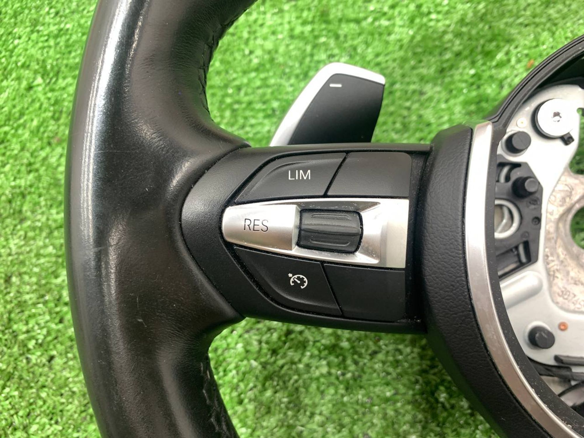 https://ycs.partsauto.market/partsauto-images/thmbs/userImages/h353NjtZg3VDP19b5HMt7LlpbQ93/part/9cc0f8c8-0688-4114-adb3-0470de554fbb_1720193198557.jpg