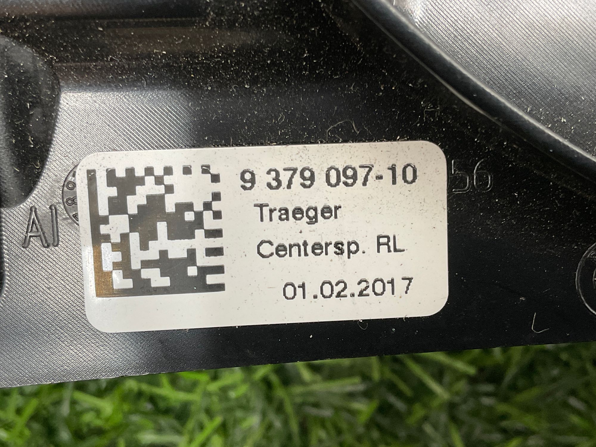 Накладка торпедо центральная BMW 5 серия G30/G31, 2000 рублей, Москва