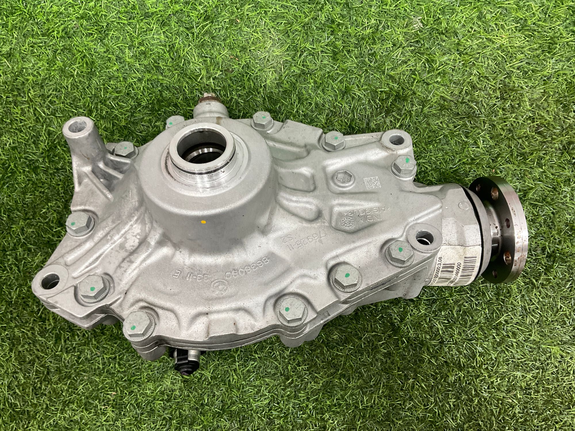 Редуктор переднего моста BMW G70 760i 3,08, 120000 рублей, Москва