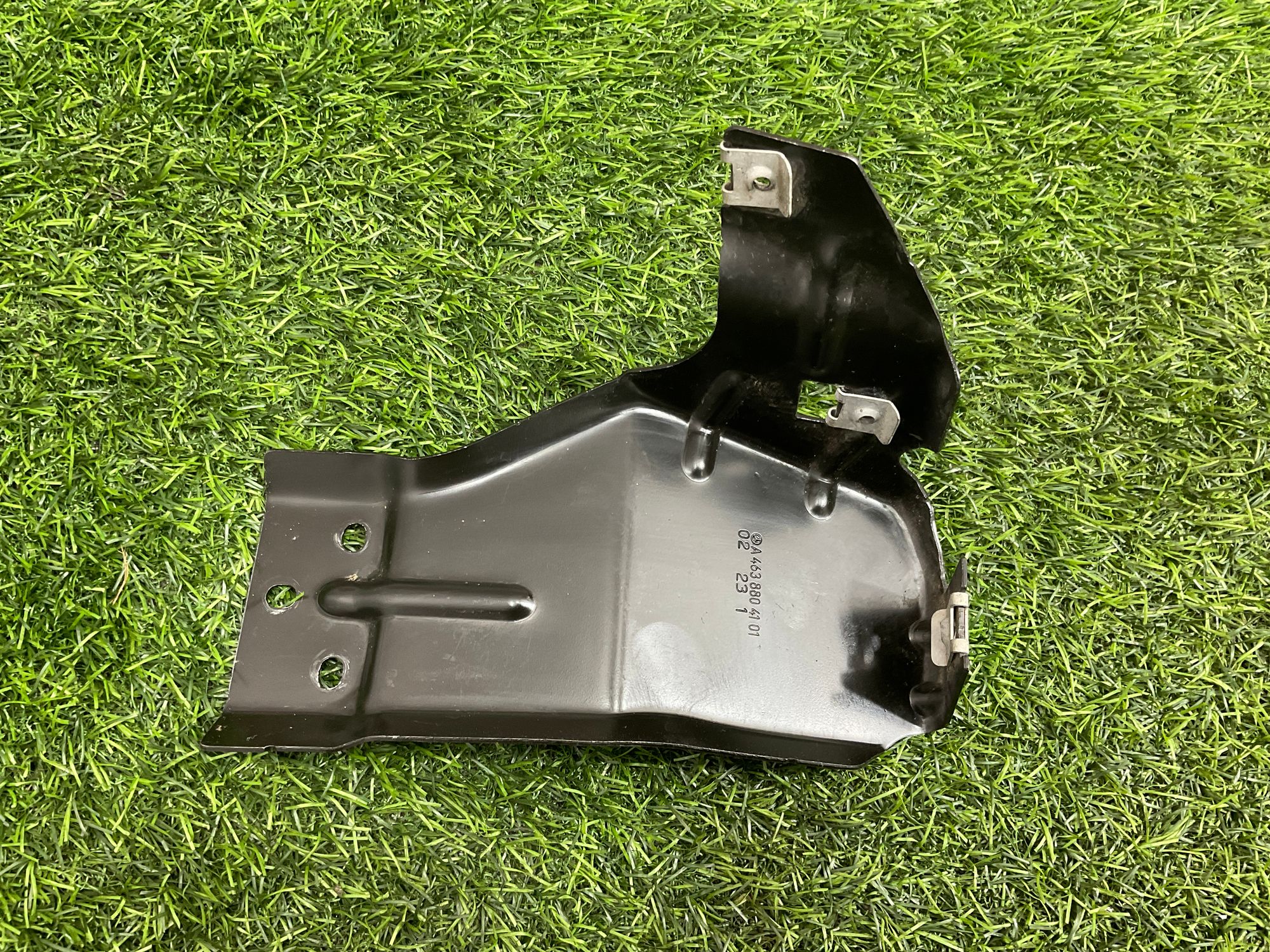 https://ycs.partsauto.market/partsauto-images/thmbs/userImages/h353NjtZg3VDP19b5HMt7LlpbQ93/part/9d337576-9533-44c1-b2ac-7fd1a6c80436_1744030586079.jpg