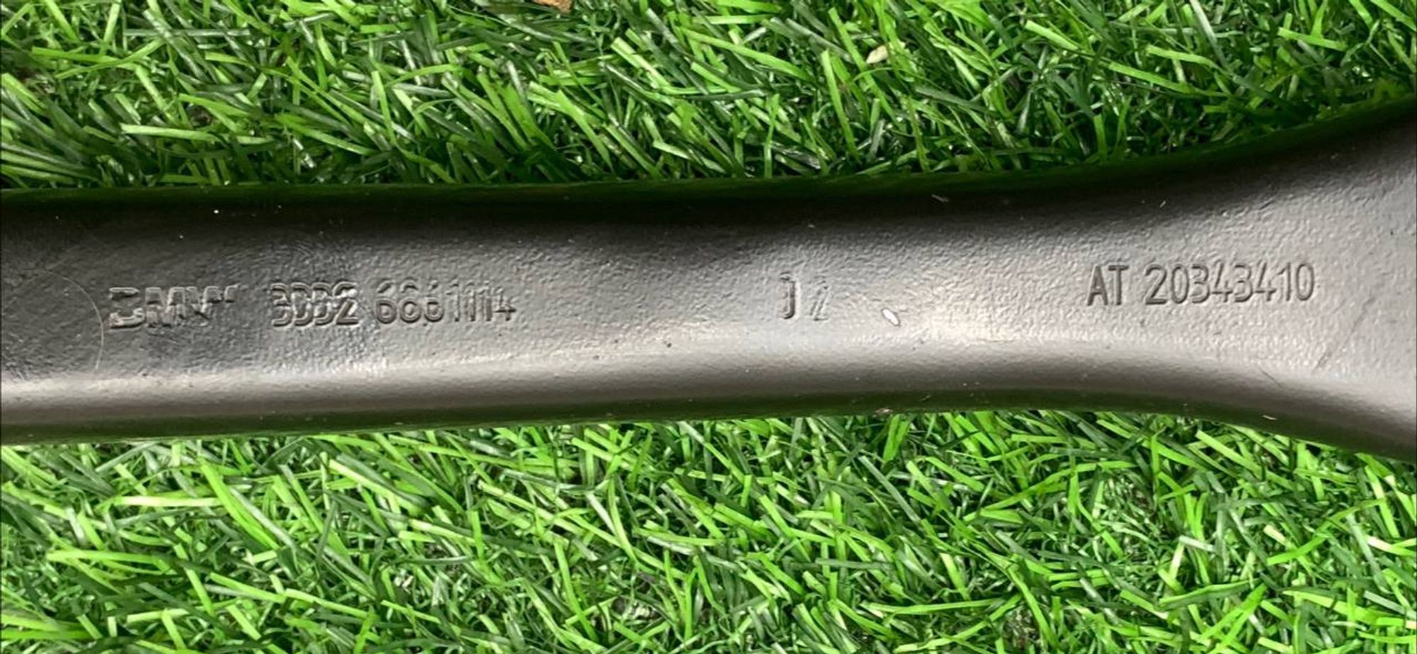 https://ycs.partsauto.market/partsauto-images/thmbs/userImages/h353NjtZg3VDP19b5HMt7LlpbQ93/part/9d703bd7-2bb3-49cb-b00b-1fb607f27c46_1733574095466.jpg