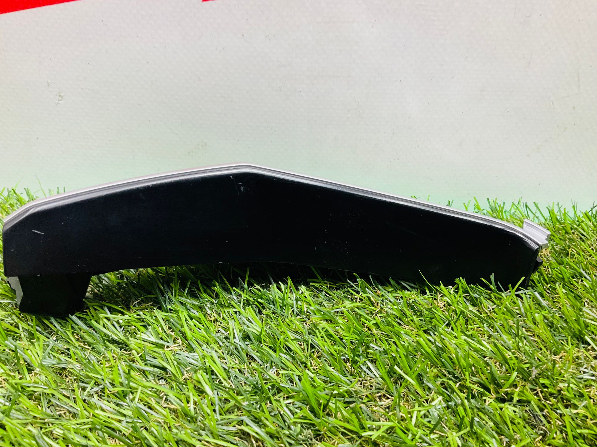 https://ycs.partsauto.market/partsauto-images/thmbs/userImages/h353NjtZg3VDP19b5HMt7LlpbQ93/part/9da8f866-e4a5-4045-9881-50accbbf8ff2_1785851938841.jpg