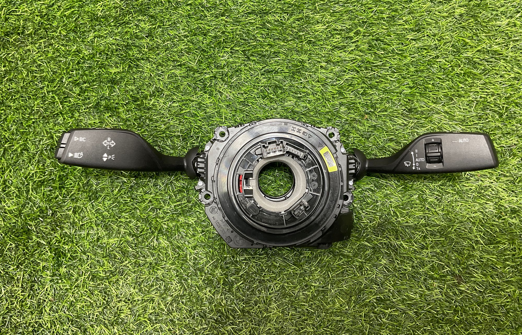 https://ycs.partsauto.market/partsauto-images/thmbs/userImages/h353NjtZg3VDP19b5HMt7LlpbQ93/part/9db786d1-4649-443d-888f-d144b2aaf313_1736324621897.jpg