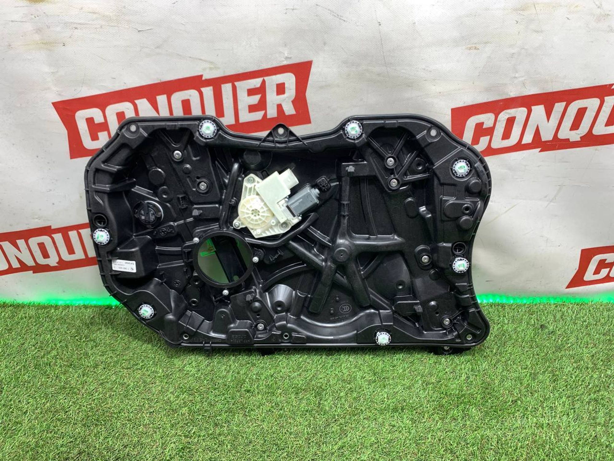 https://ycs.partsauto.market/partsauto-images/thmbs/userImages/h353NjtZg3VDP19b5HMt7LlpbQ93/part/9dc9fc9c-29d9-45c1-80ce-bd4a453e9349_1718180903173.jpg