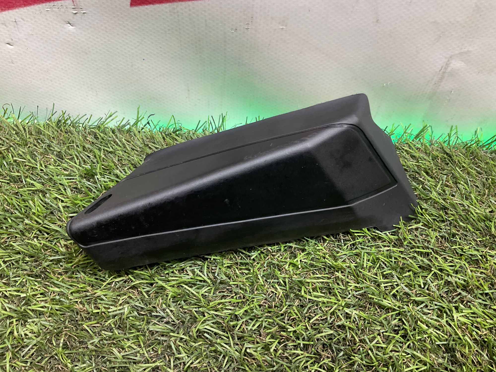 Накладка фонаря правая BMW 8 серия, G14/G15/G16, 3000 рублей, Москва