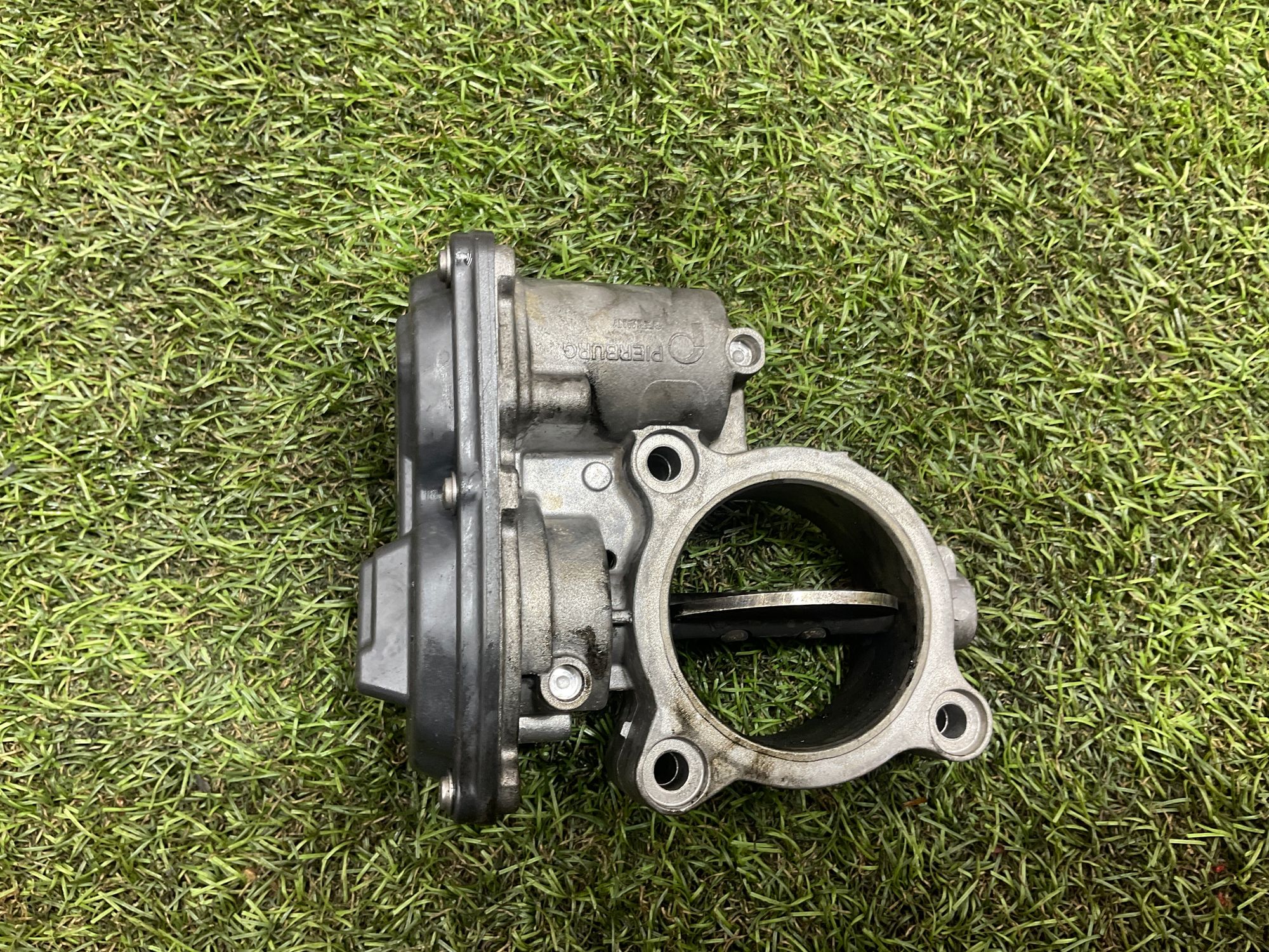 Дроссельная заслонка BMW 5 серия, F10/F11/F07 рестайлинг N57D30A, 2000 рублей, Москва