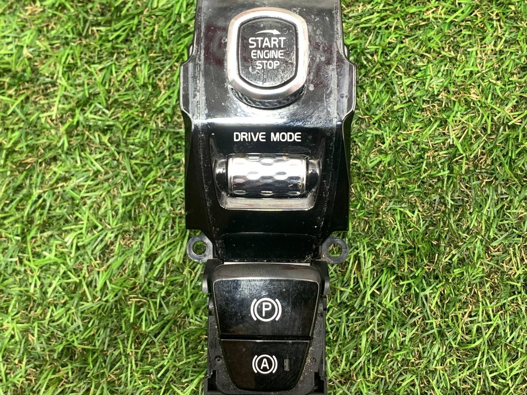 https://ycs.partsauto.market/partsauto-images/thmbs/userImages/h353NjtZg3VDP19b5HMt7LlpbQ93/part/9ead53d7-94d9-4900-814c-b32c56cf8b18_1717080631668.jpg