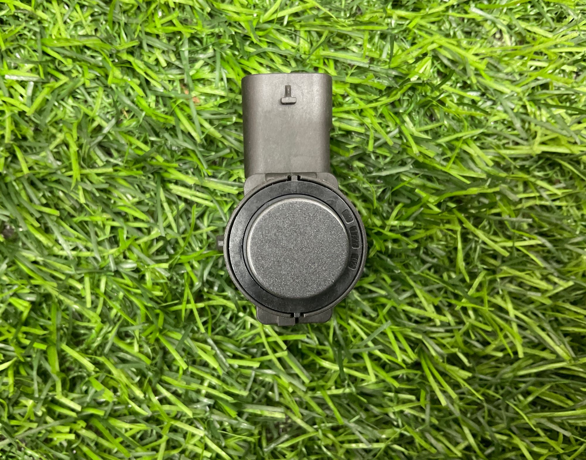 https://ycs.partsauto.market/partsauto-images/thmbs/userImages/h353NjtZg3VDP19b5HMt7LlpbQ93/part/9eca3f72-a427-4c24-80a2-d48143334811_1735371107939.jpg