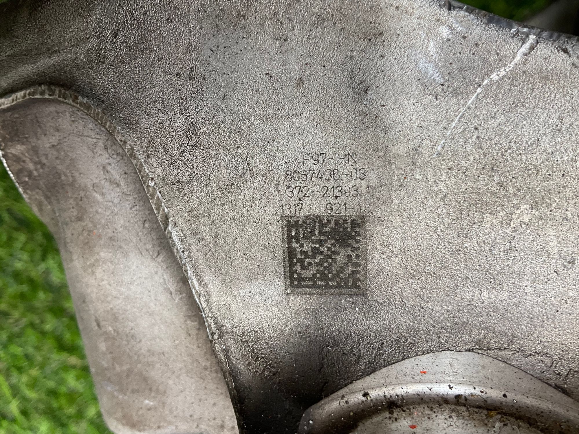 https://ycs.partsauto.market/partsauto-images/thmbs/userImages/h353NjtZg3VDP19b5HMt7LlpbQ93/part/9f35e5ac-d3f7-42fb-9639-1a398a8de902_1784030723685.jpg