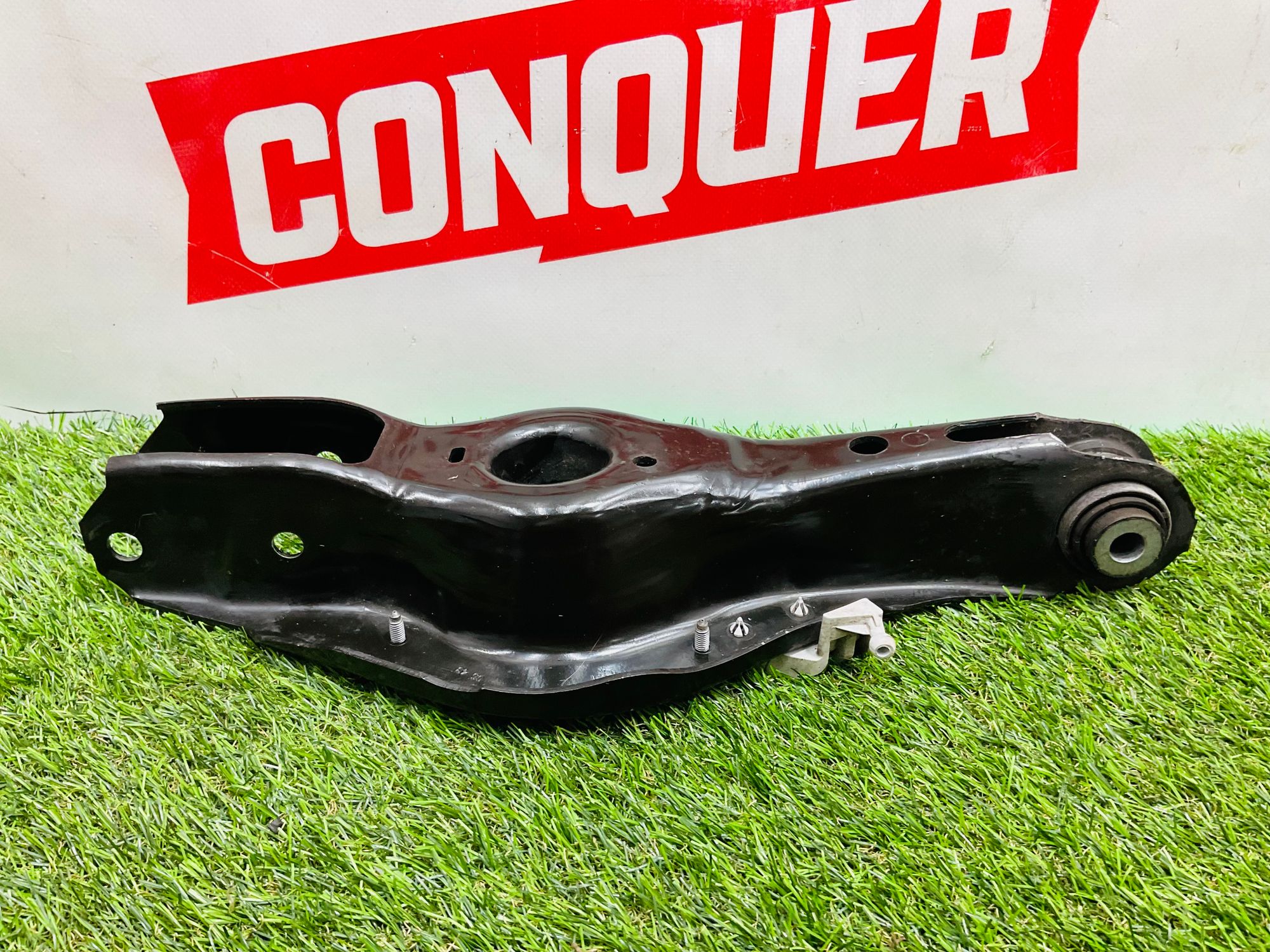 https://ycs.partsauto.market/partsauto-images/thmbs/userImages/h353NjtZg3VDP19b5HMt7LlpbQ93/part/9f866bf8-c086-413f-9b3d-b77298d4ec38_1781602100102.jpg