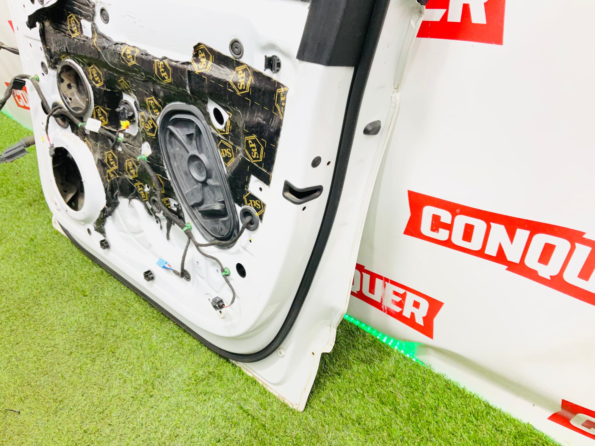 https://ycs.partsauto.market/partsauto-images/thmbs/userImages/h353NjtZg3VDP19b5HMt7LlpbQ93/part/9fa5fa44-6307-4cf6-9df2-3d2e1f8026b6_1786188885092.jpg