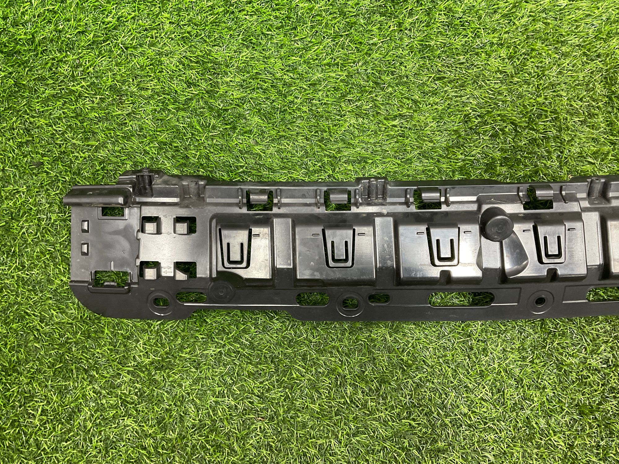 https://ycs.partsauto.market/partsauto-images/thmbs/userImages/h353NjtZg3VDP19b5HMt7LlpbQ93/part/9fe551f8-999b-4cba-bdab-2abdf9d9dccb_1734680461398.jpg