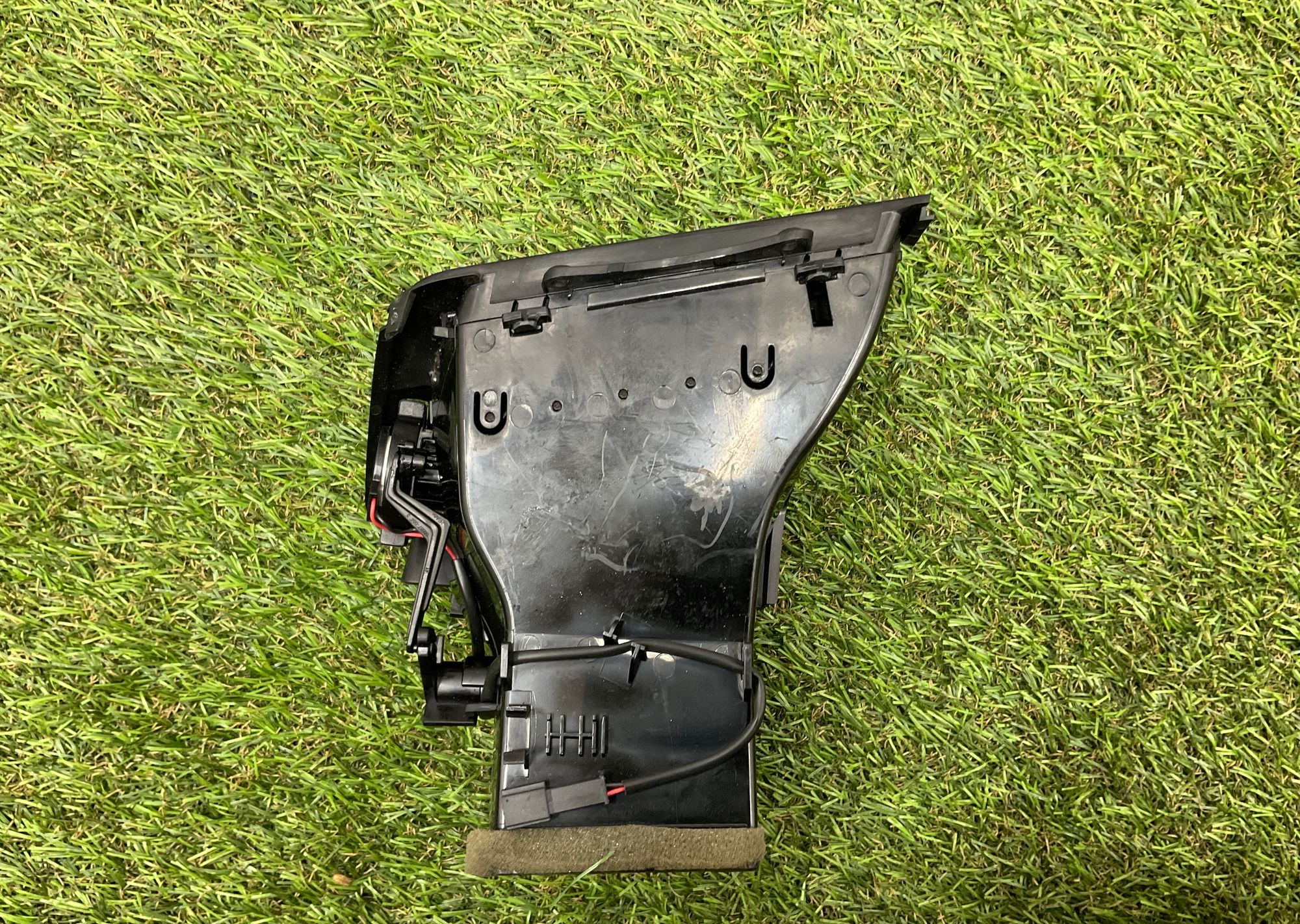 https://ycs.partsauto.market/partsauto-images/thmbs/userImages/h353NjtZg3VDP19b5HMt7LlpbQ93/part/a0b2f163-6c2e-4c69-8e25-9e573cde6d2c_1747730383110.jpg