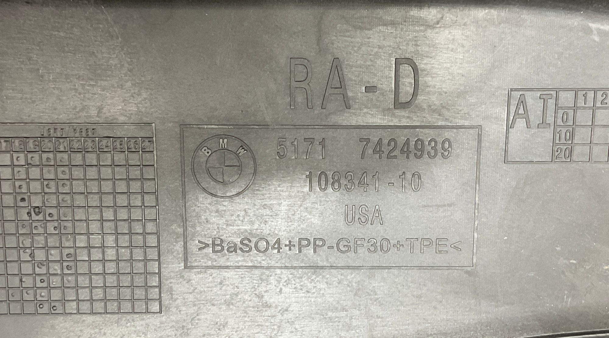 https://ycs.partsauto.market/partsauto-images/thmbs/userImages/h353NjtZg3VDP19b5HMt7LlpbQ93/part/a1706104-9841-4eb0-a98c-7de4cdf0e27f_1734964389522.jpg