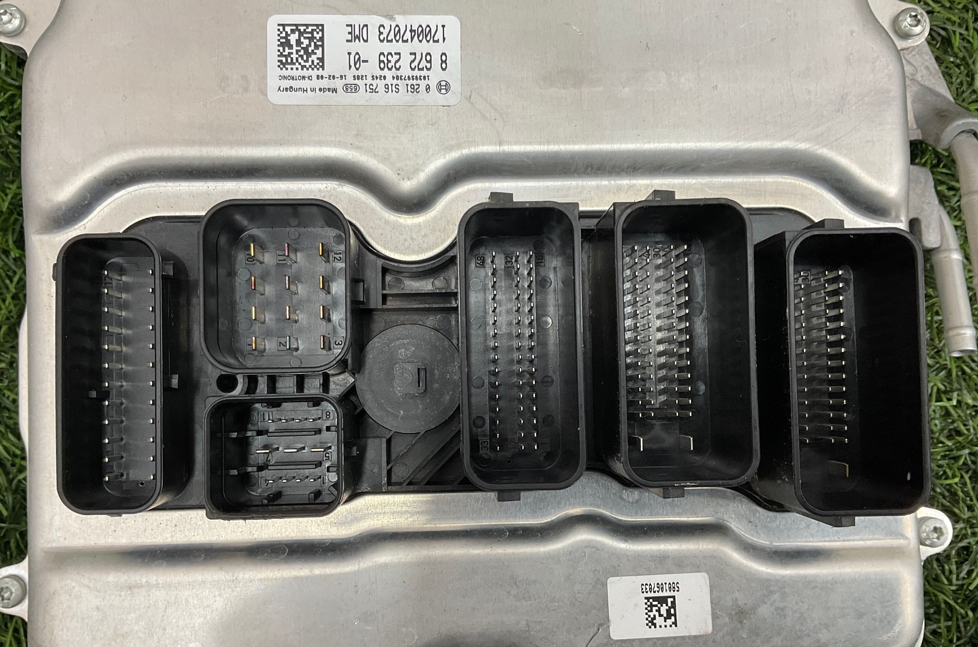 https://ycs.partsauto.market/partsauto-images/thmbs/userImages/h353NjtZg3VDP19b5HMt7LlpbQ93/part/a1f8b4d4-e3f8-41ec-8f7b-cb5528788db9_1746518777837.jpg
