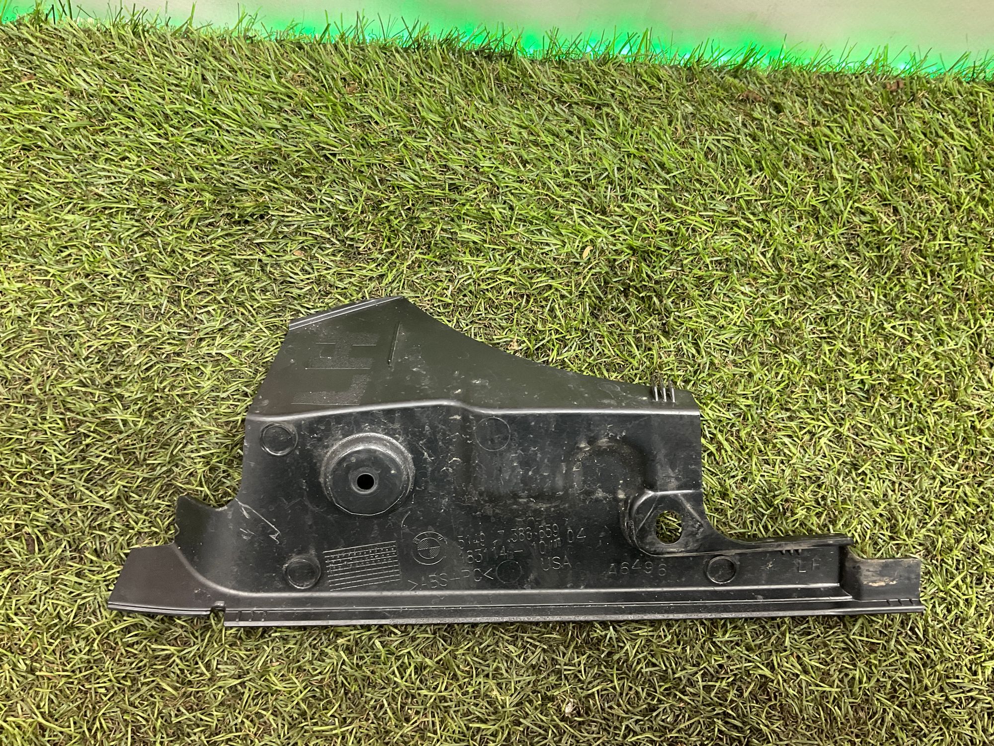 Водосток багажной двери левый BMW X6 F16, 1000 рублей, Москва