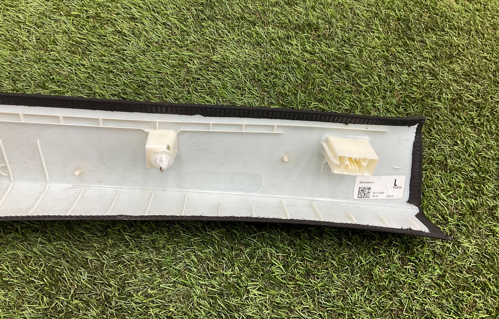 Обшивка передней стойки левая BMW 5 серия, G30/G31 рестайлинг, 2000 рублей, Москва