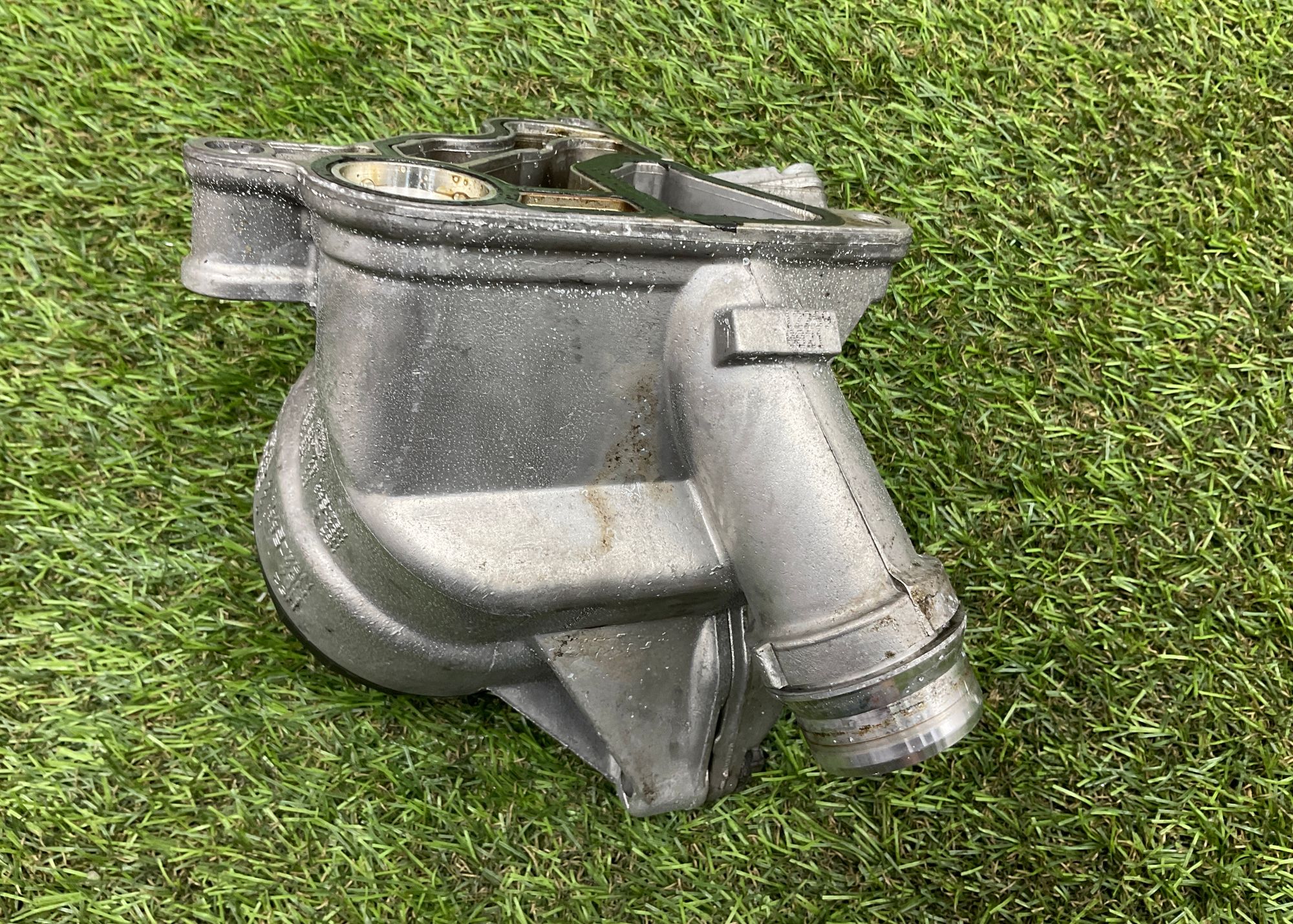 Корпус масляного фильтра BMW 5 серия F10/F11/F07 N20, 2000 рублей, Москва