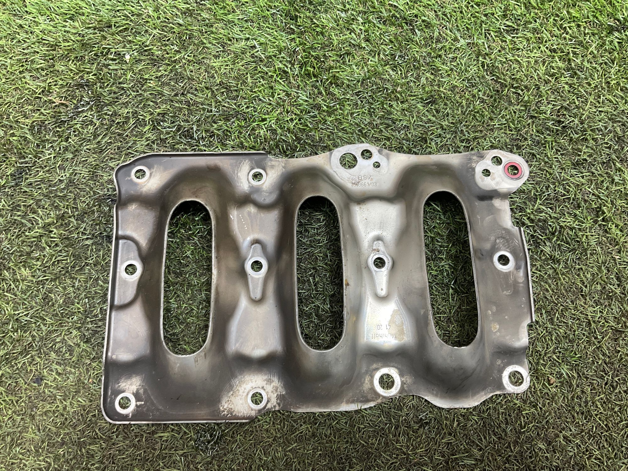 Маслоотражатель двигателя BMW X5, G05 B57D30A, 1000 рублей, Москва