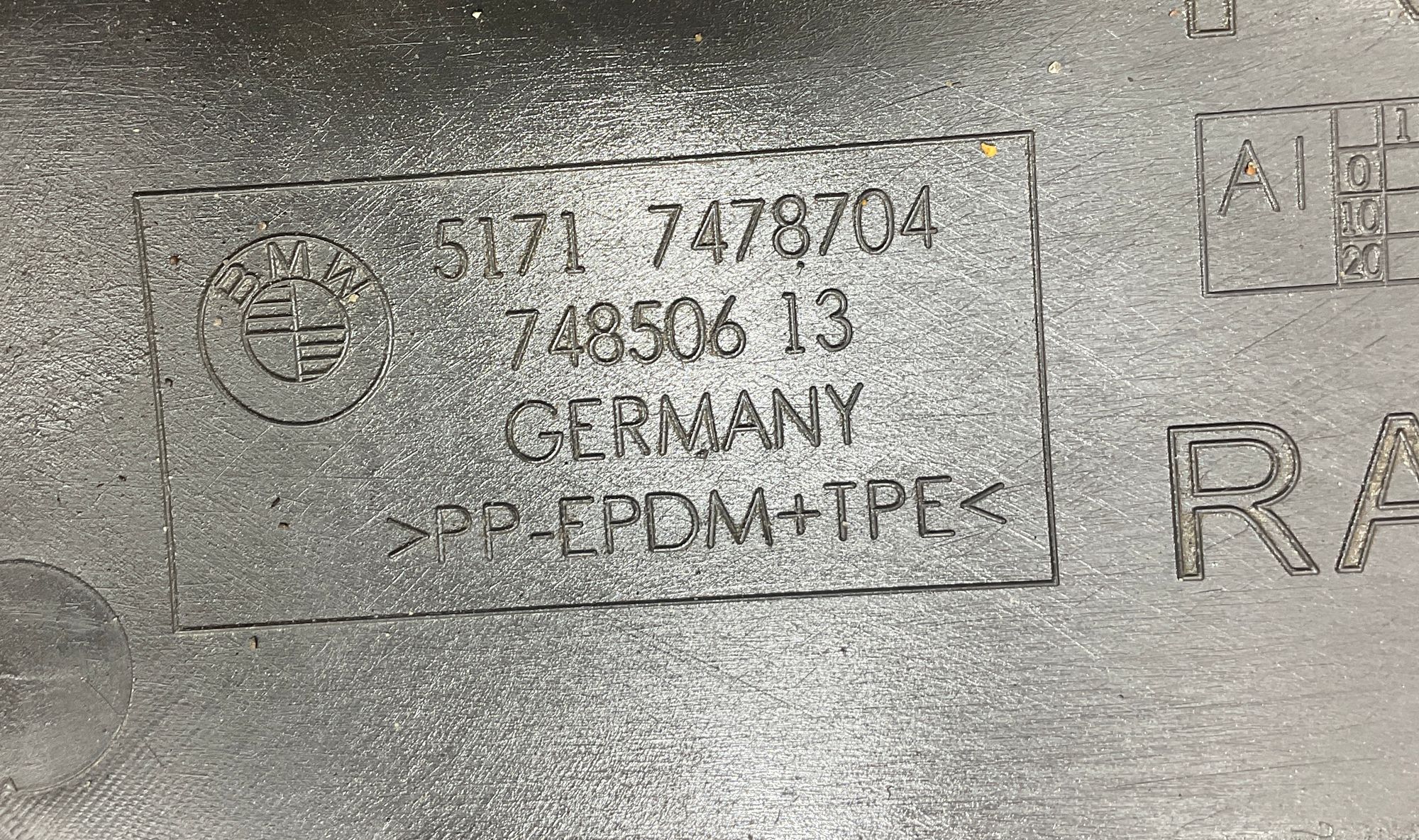 Защита арки колеса передняя правая BMW 5 серия, G30/G31, 2000 рублей, Москва