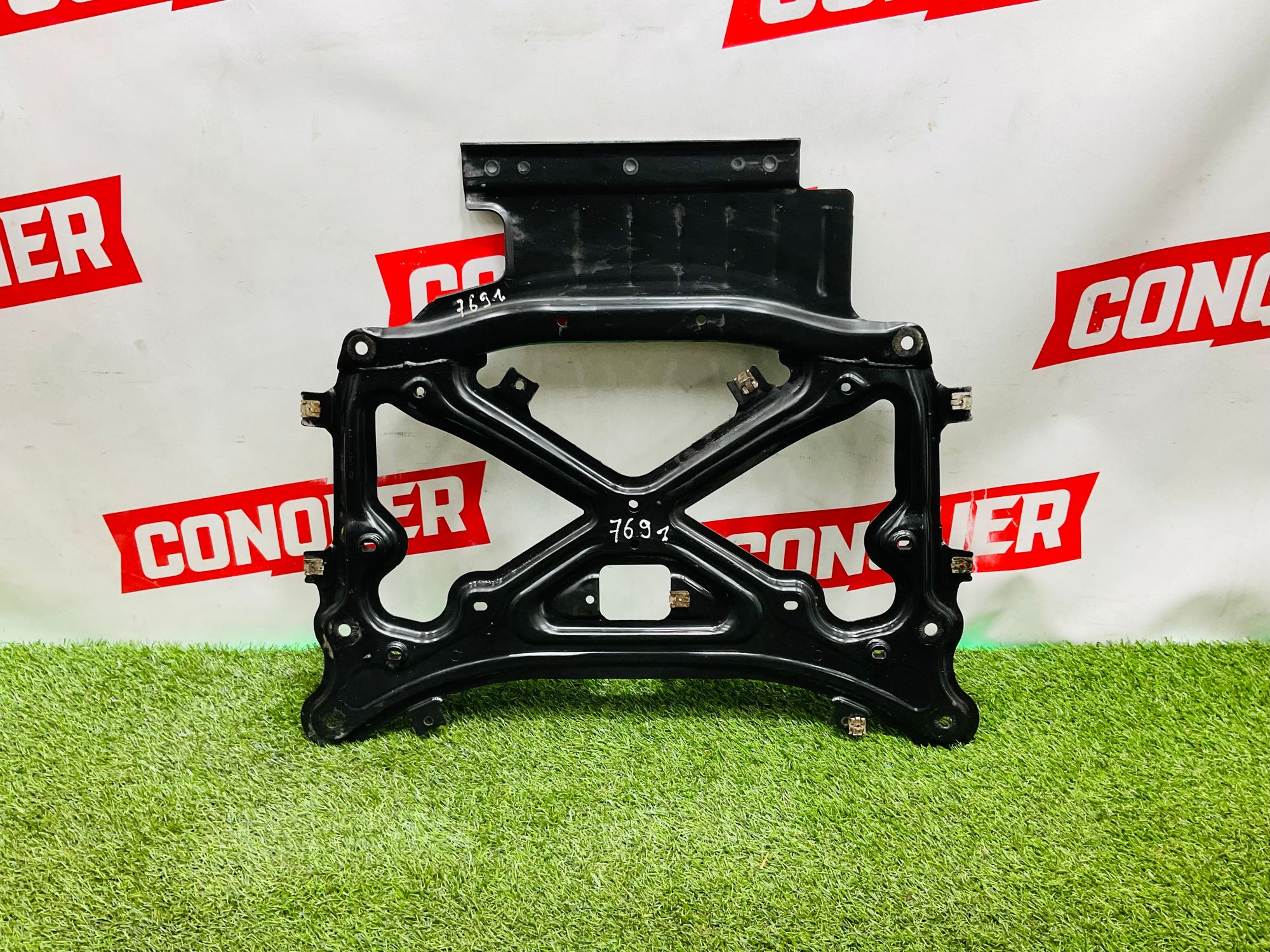 https://ycs.partsauto.market/partsauto-images/thmbs/userImages/h353NjtZg3VDP19b5HMt7LlpbQ93/part/a2d79c94-515e-439c-8178-0700f902f85d_1784978628280.jpg