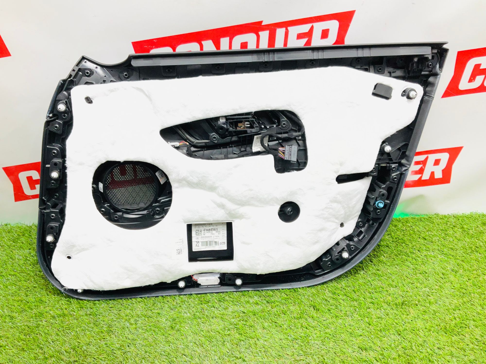 https://ycs.partsauto.market/partsauto-images/thmbs/userImages/h353NjtZg3VDP19b5HMt7LlpbQ93/part/a30bf1e7-32d0-4cbc-ab2c-df7b3d4cacf2_1781353069196.jpg
