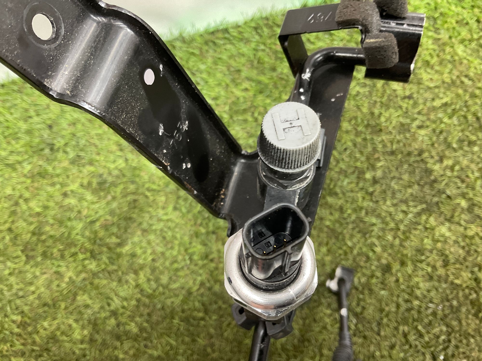 https://ycs.partsauto.market/partsauto-images/thmbs/userImages/h353NjtZg3VDP19b5HMt7LlpbQ93/part/a321b321-831b-41c8-8254-4f2909edcf00_1779722443219.jpg