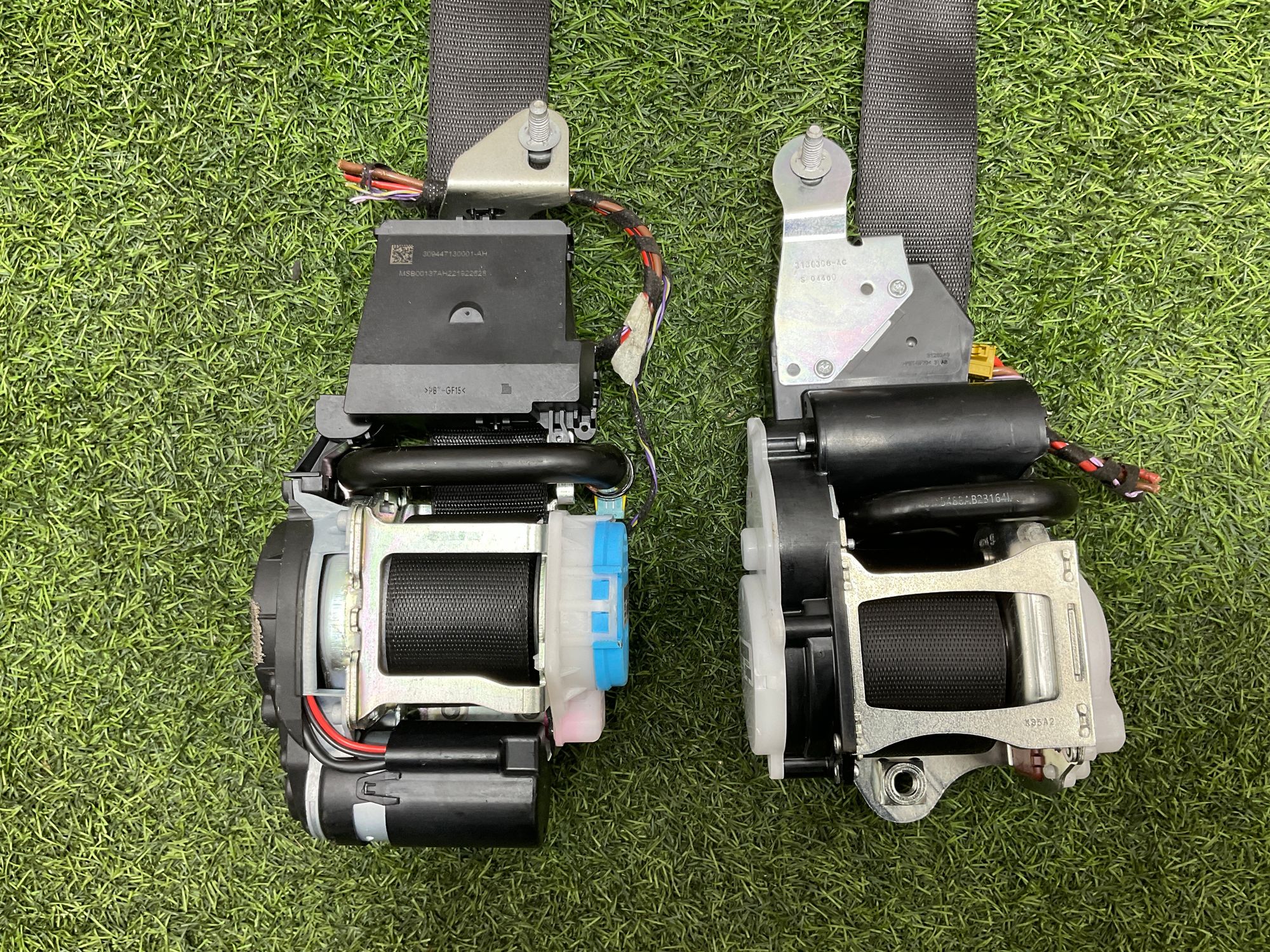 https://ycs.partsauto.market/partsauto-images/thmbs/userImages/h353NjtZg3VDP19b5HMt7LlpbQ93/part/a3911e85-8439-4493-944d-b490e22838ad_1736417010139.jpg