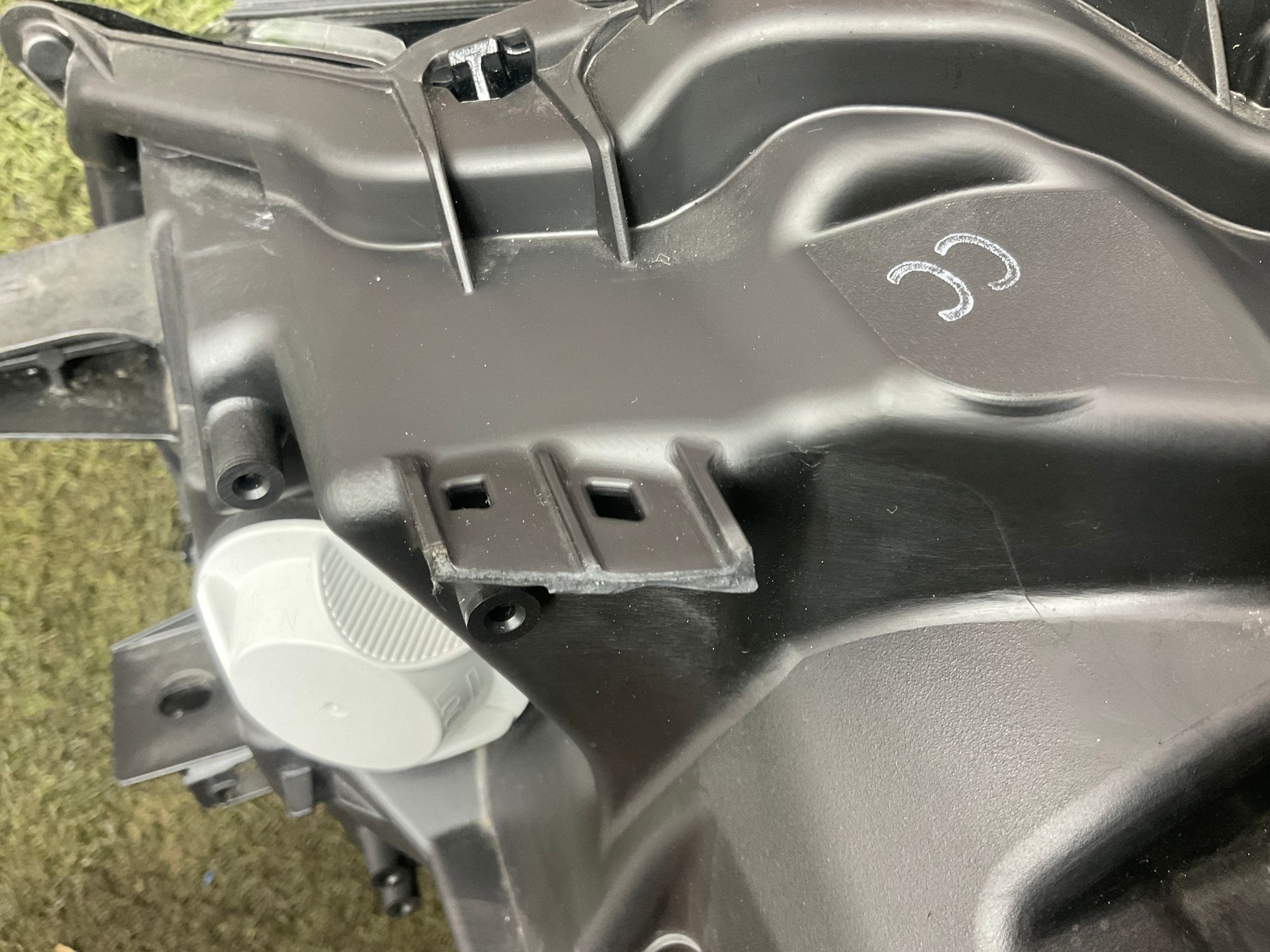 Фара правая Toyota Land Cruiser 300 2024, 165000 рублей, Москва