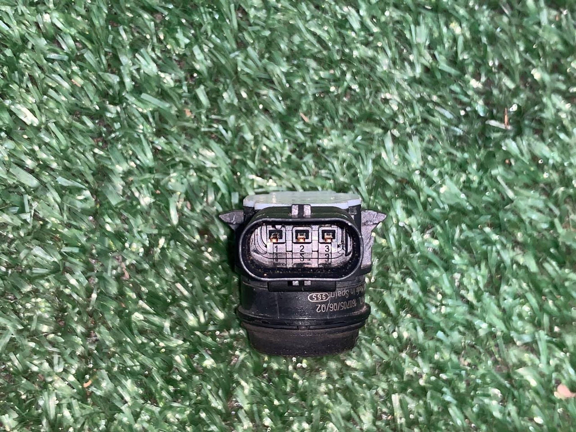 https://ycs.partsauto.market/partsauto-images/thmbs/userImages/h353NjtZg3VDP19b5HMt7LlpbQ93/part/a409457c-4145-42bf-9920-b3c2a2ff4f58_1732354612749.jpg