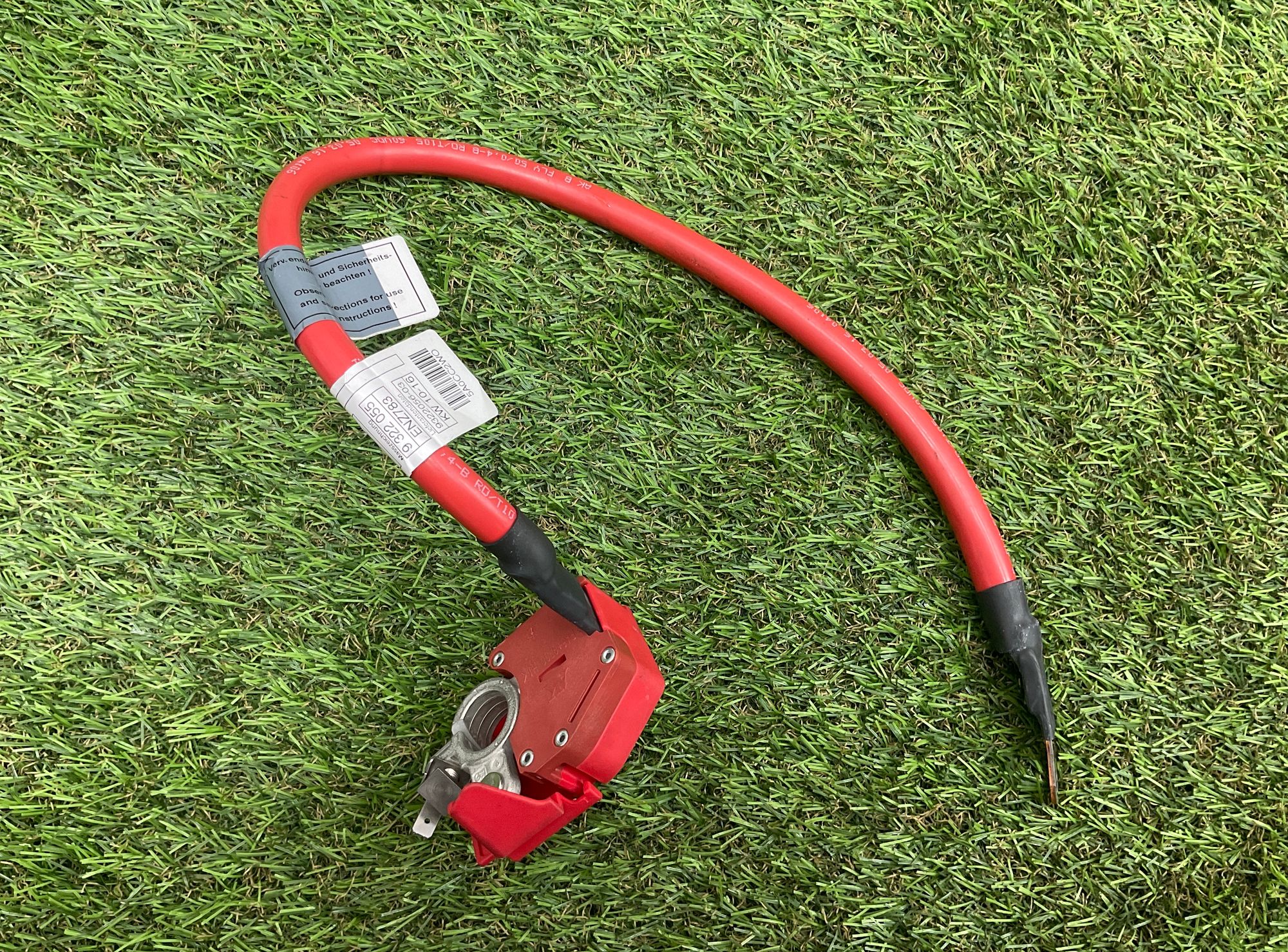 https://ycs.partsauto.market/partsauto-images/thmbs/userImages/h353NjtZg3VDP19b5HMt7LlpbQ93/part/a425b79c-c621-46ee-b5c0-2b1b1b85b7db_1747917808948.jpg