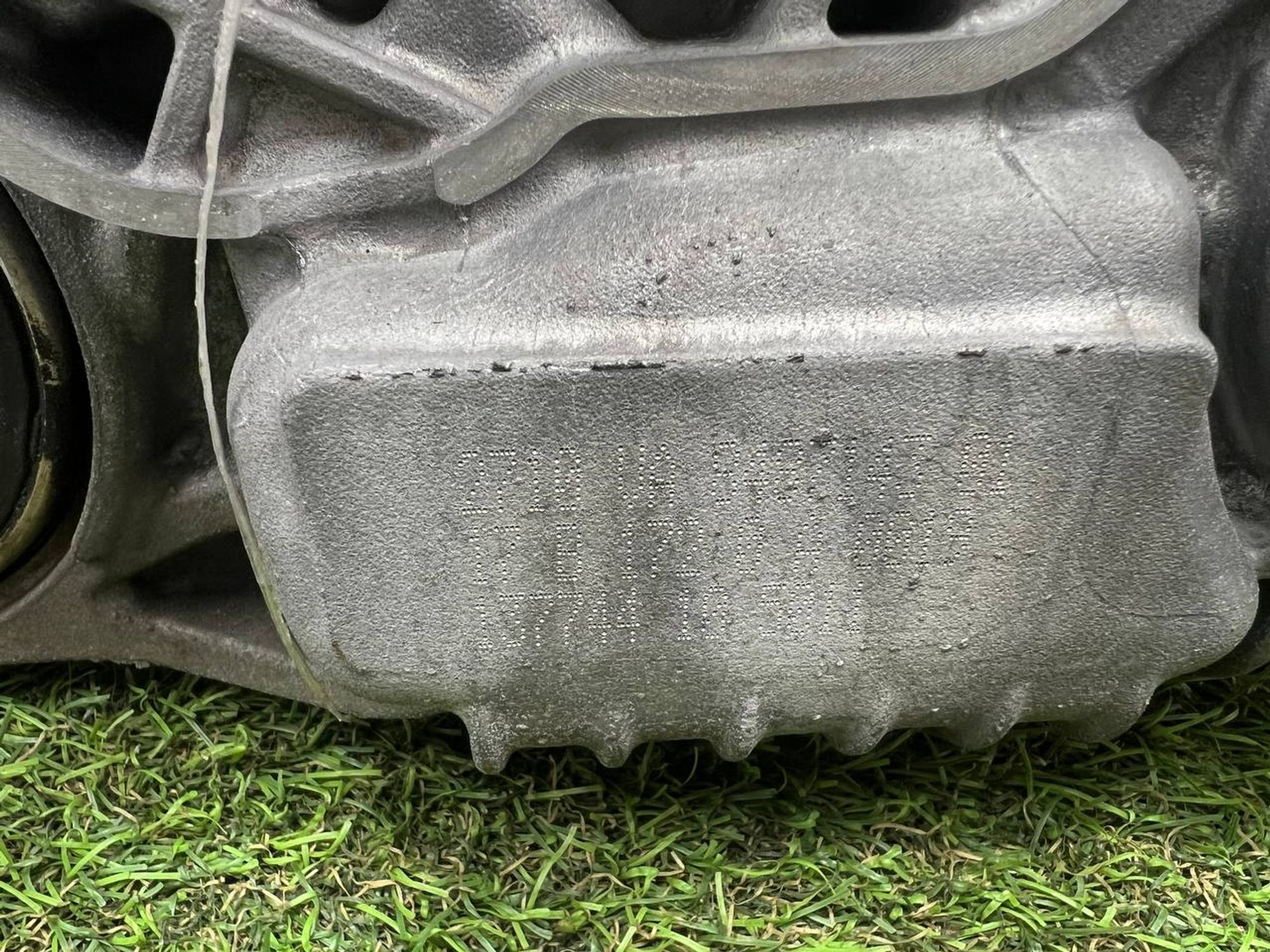 https://ycs.partsauto.market/partsauto-images/thmbs/userImages/h353NjtZg3VDP19b5HMt7LlpbQ93/part/a441e8fa-dba4-4594-8dff-58110cff081c_1712217734765.jpg