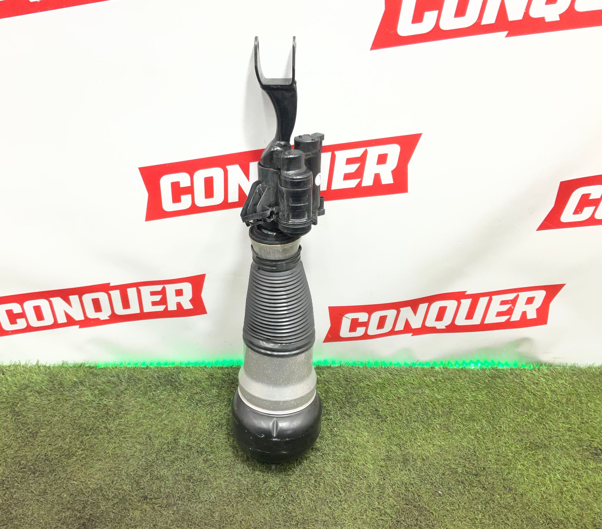 Передняя правая стойка Mercedes-Benz C217 63 AMG W222 S63 AMG, 110000 рублей, Москва