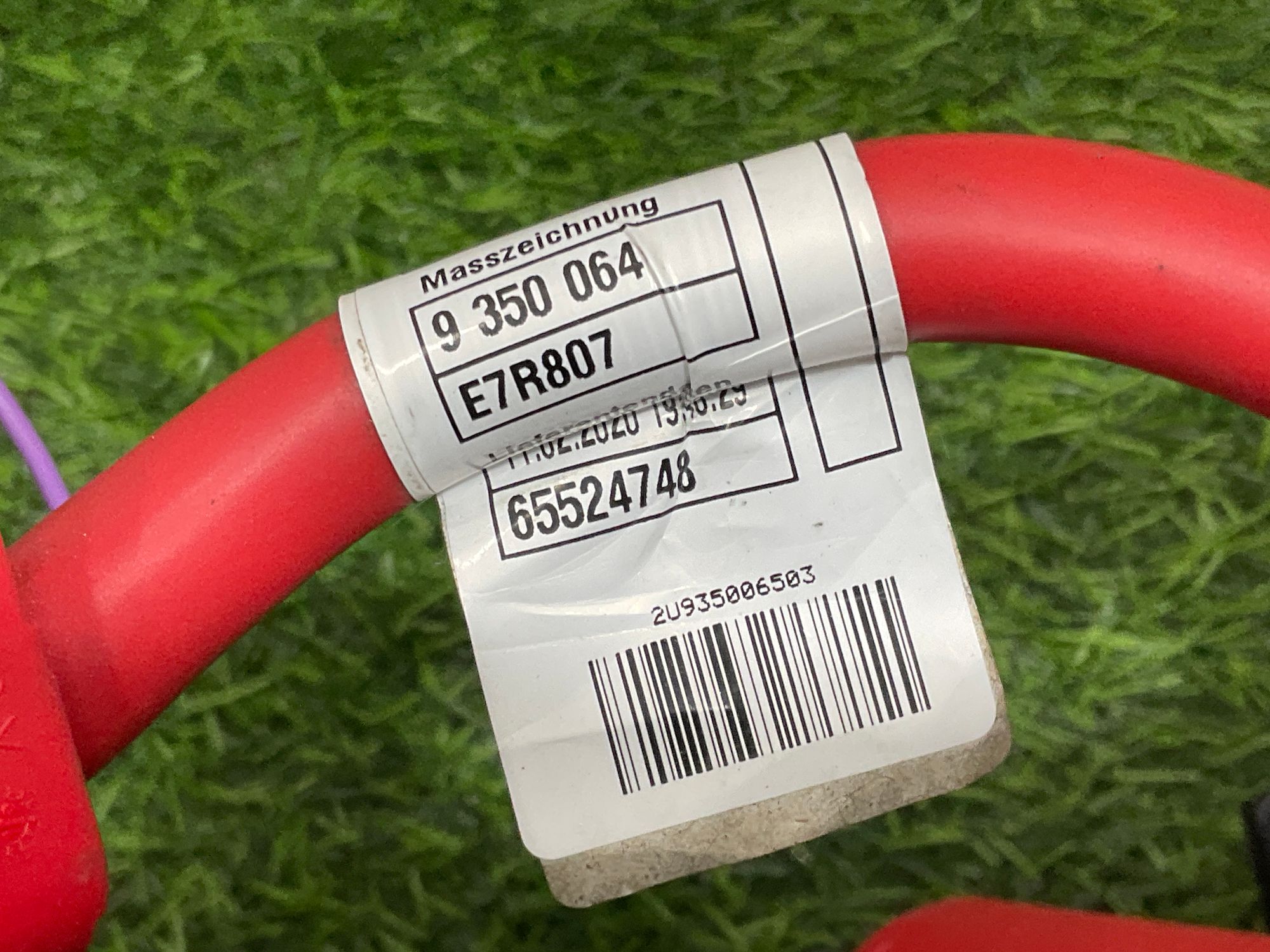 https://ycs.partsauto.market/partsauto-images/thmbs/userImages/h353NjtZg3VDP19b5HMt7LlpbQ93/part/a4a72006-bfc8-4740-b6eb-725925ce16ff_1735302903997.jpg
