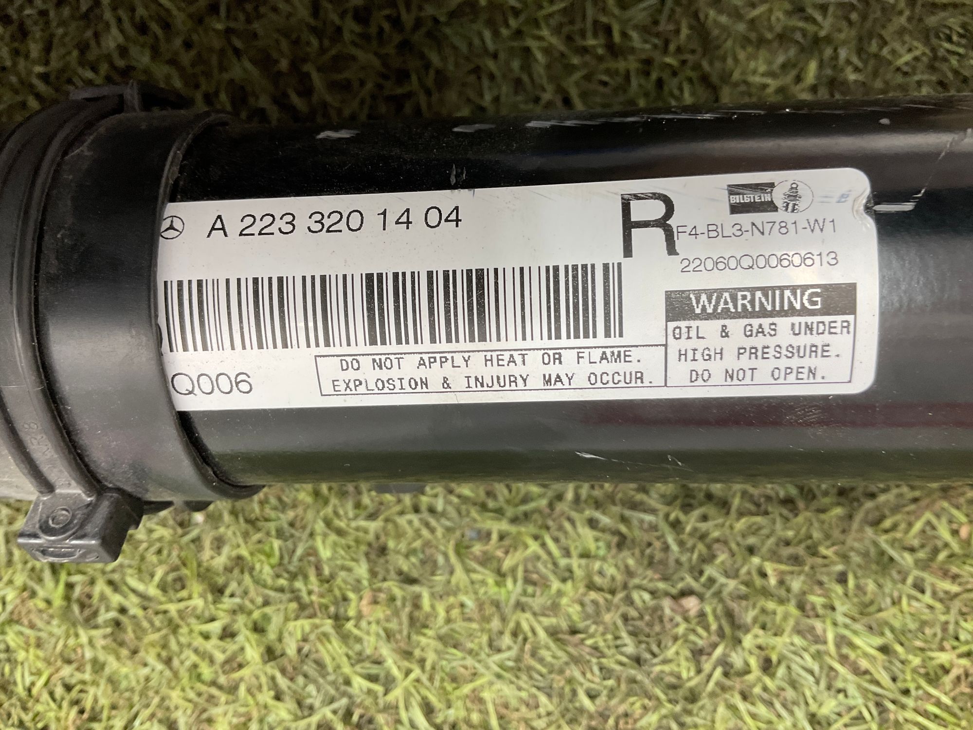 Стойка пневмоподвески задняя правая Mercedes-Benz S-Класс W223, 90000 рублей, Москва