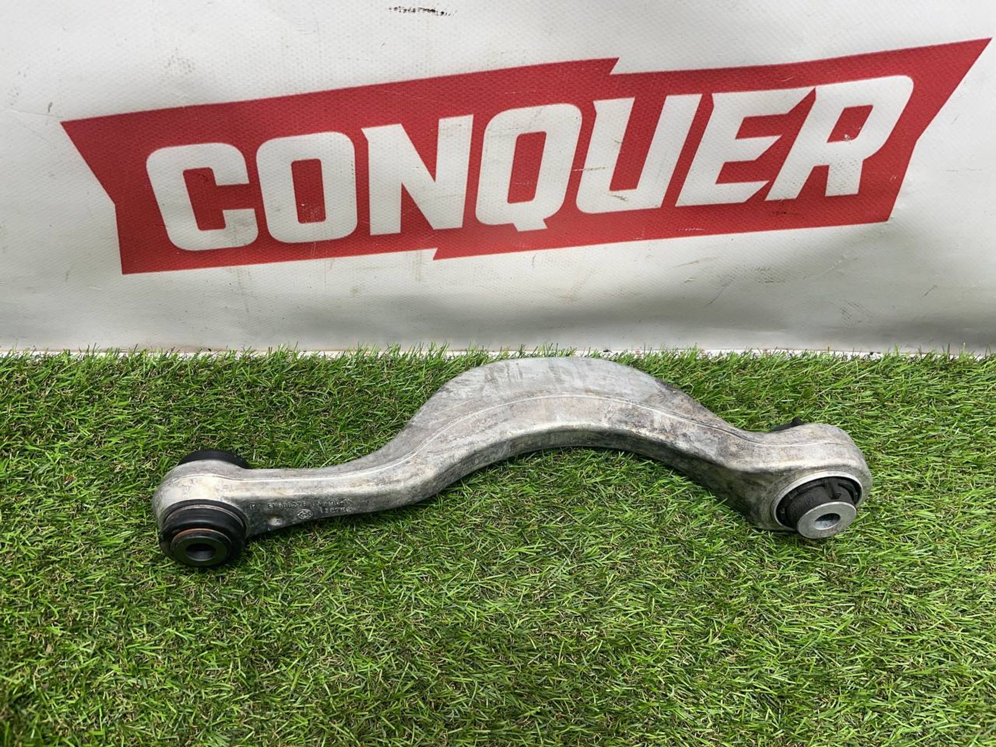 https://ycs.partsauto.market/partsauto-images/thmbs/userImages/h353NjtZg3VDP19b5HMt7LlpbQ93/part/a4dd850a-b98a-4877-9f48-cddc05bc7bd8_1712065917543.jpg