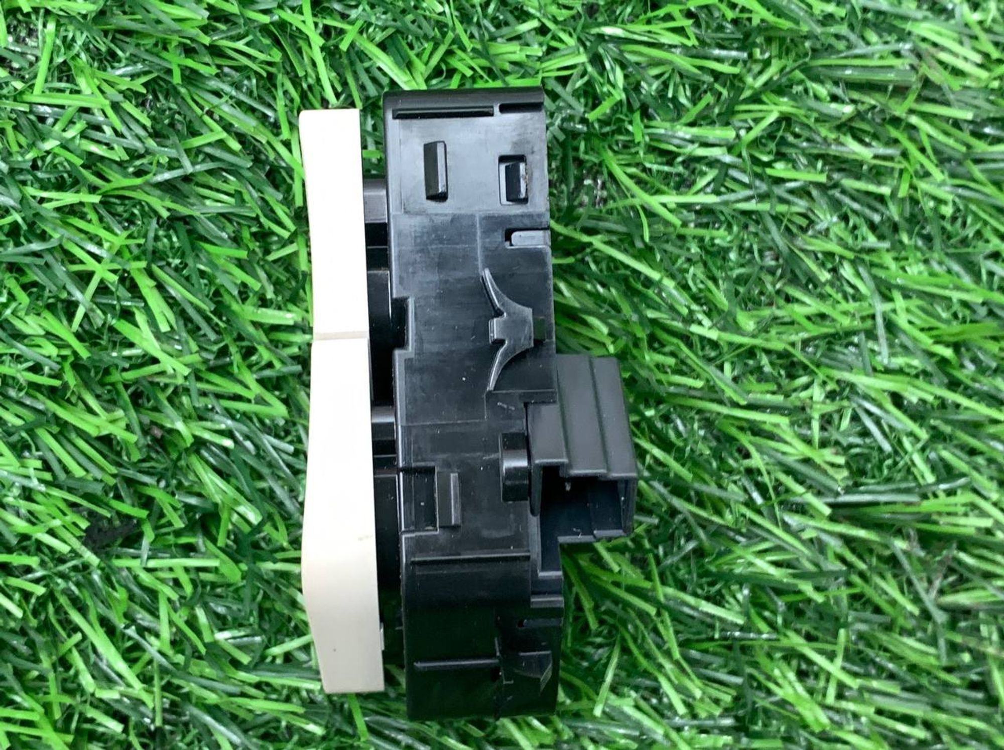 Кнопка центрального замка Mercedes S W222 Левая, 1000 рублей, Москва