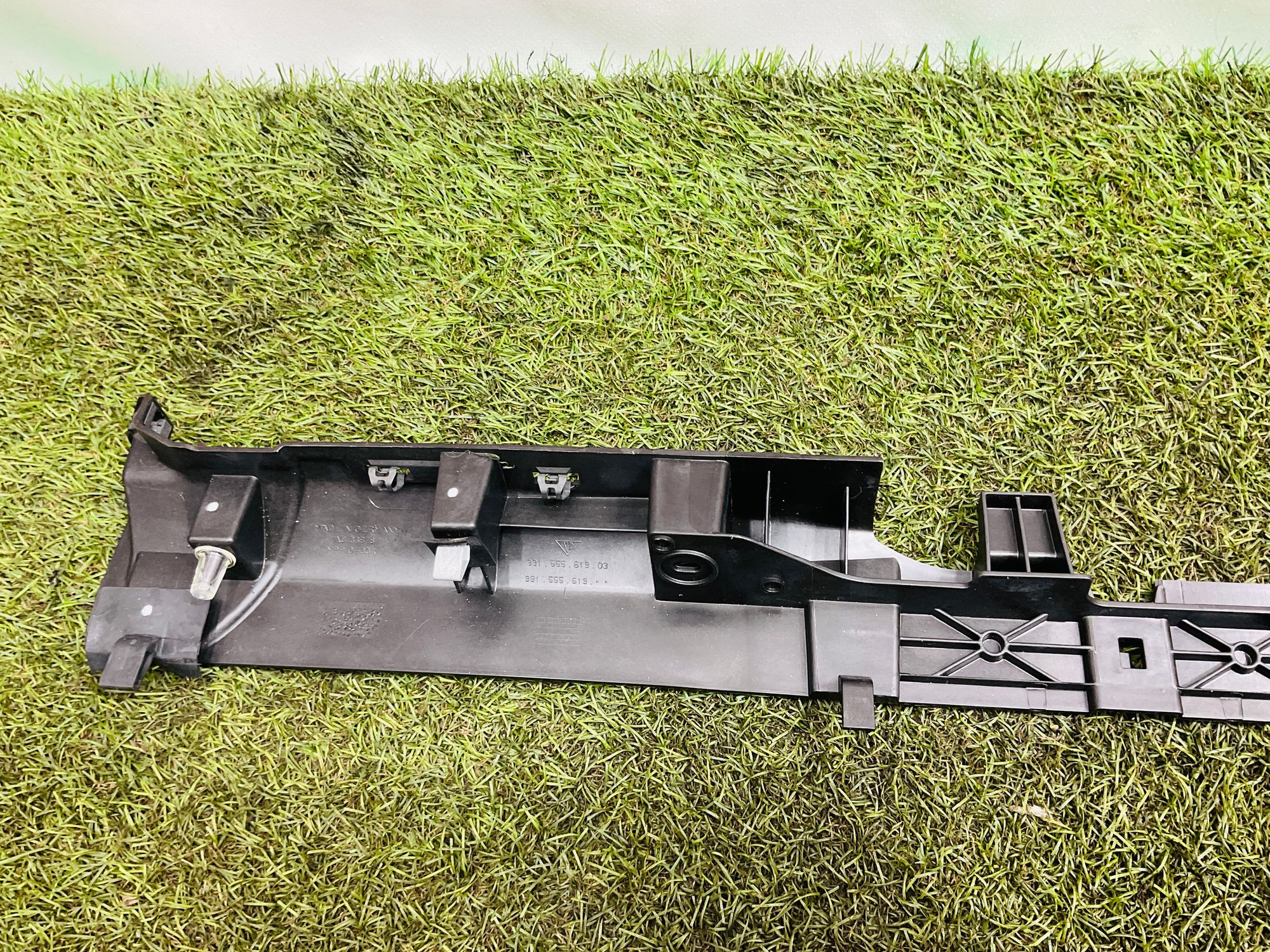 Кронштейн порога левый Porsche 911 GT3, 991 Рестайлинг 2018, 5000 рублей, Москва