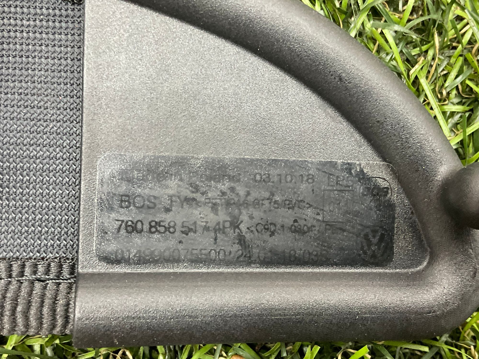 https://ycs.partsauto.market/partsauto-images/thmbs/userImages/h353NjtZg3VDP19b5HMt7LlpbQ93/part/a5ee0361-d7a4-473f-be67-ad080fb3d665_1787323986504.jpg