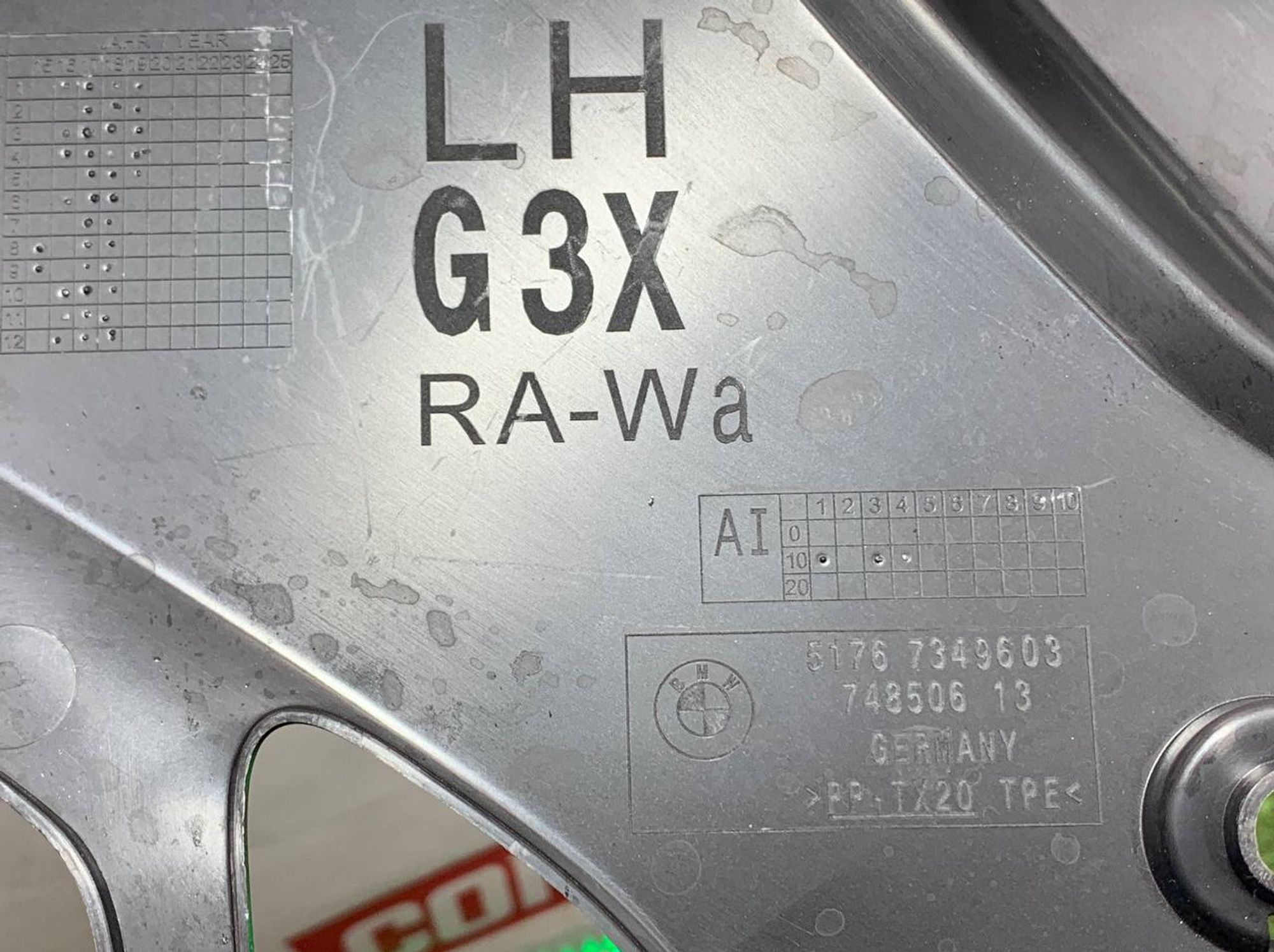https://ycs.partsauto.market/partsauto-images/thmbs/userImages/h353NjtZg3VDP19b5HMt7LlpbQ93/part/a6253b14-a90e-435c-ab91-e98e0036e022_1718272594677.jpg
