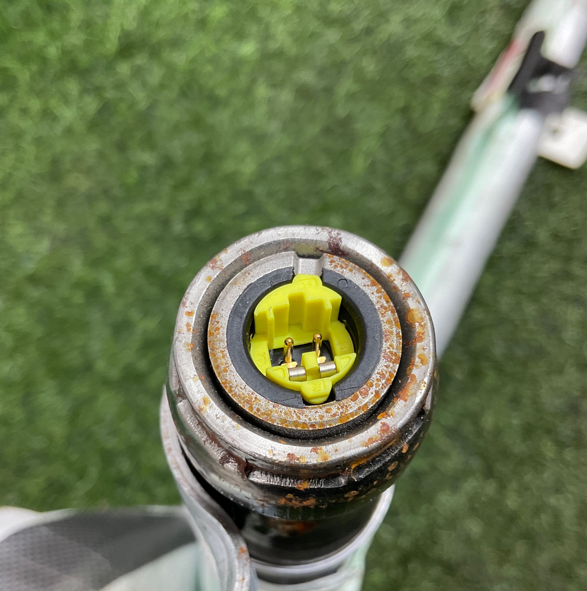 https://ycs.partsauto.market/partsauto-images/thmbs/userImages/h353NjtZg3VDP19b5HMt7LlpbQ93/part/a632cae7-db1d-47ab-8261-566c60a43c88_1741700778918.jpg