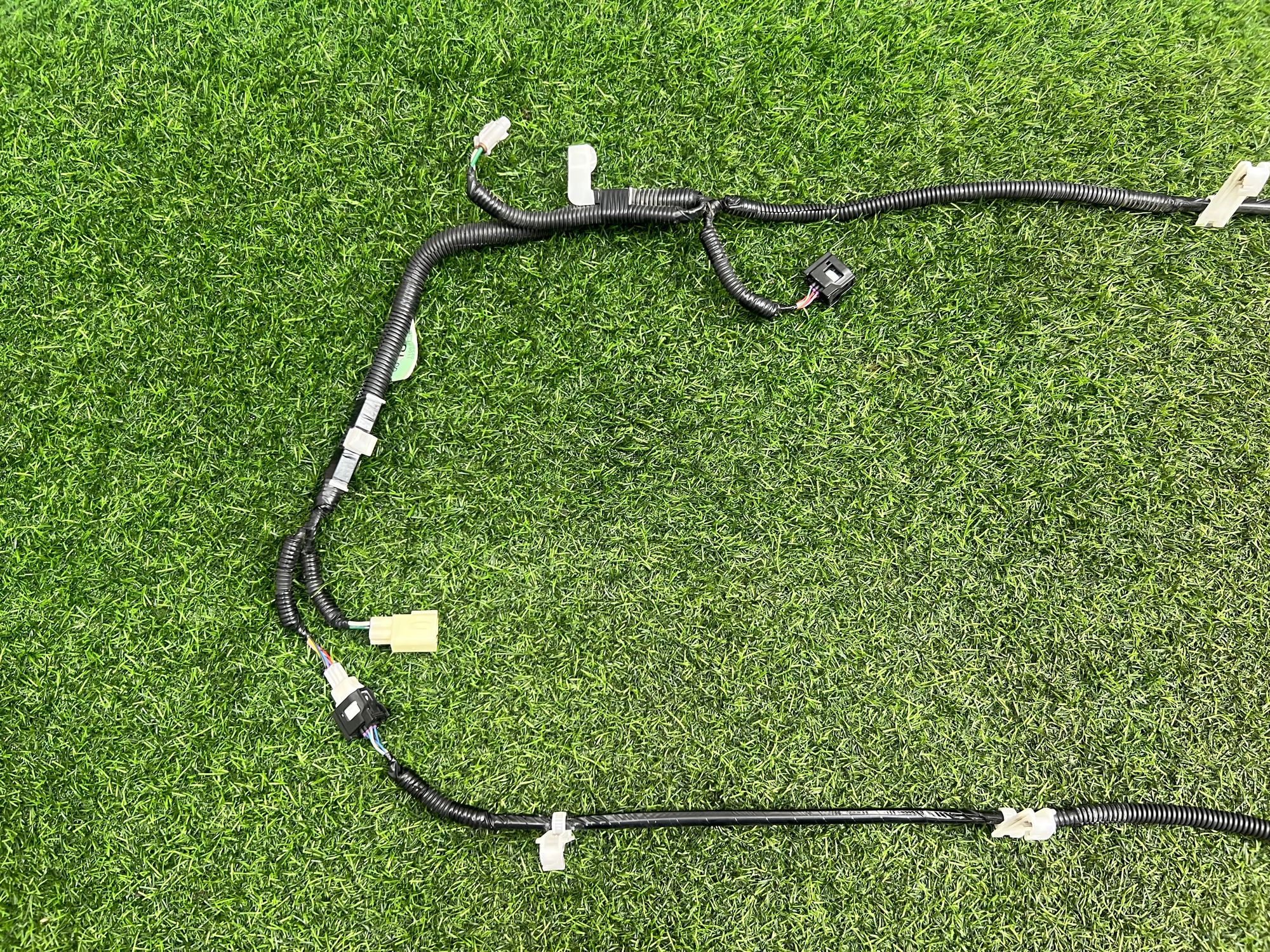 https://ycs.partsauto.market/partsauto-images/thmbs/userImages/h353NjtZg3VDP19b5HMt7LlpbQ93/part/a6572d1b-ea1f-42c4-96a5-299ccc487b8b_1743507553751.jpg