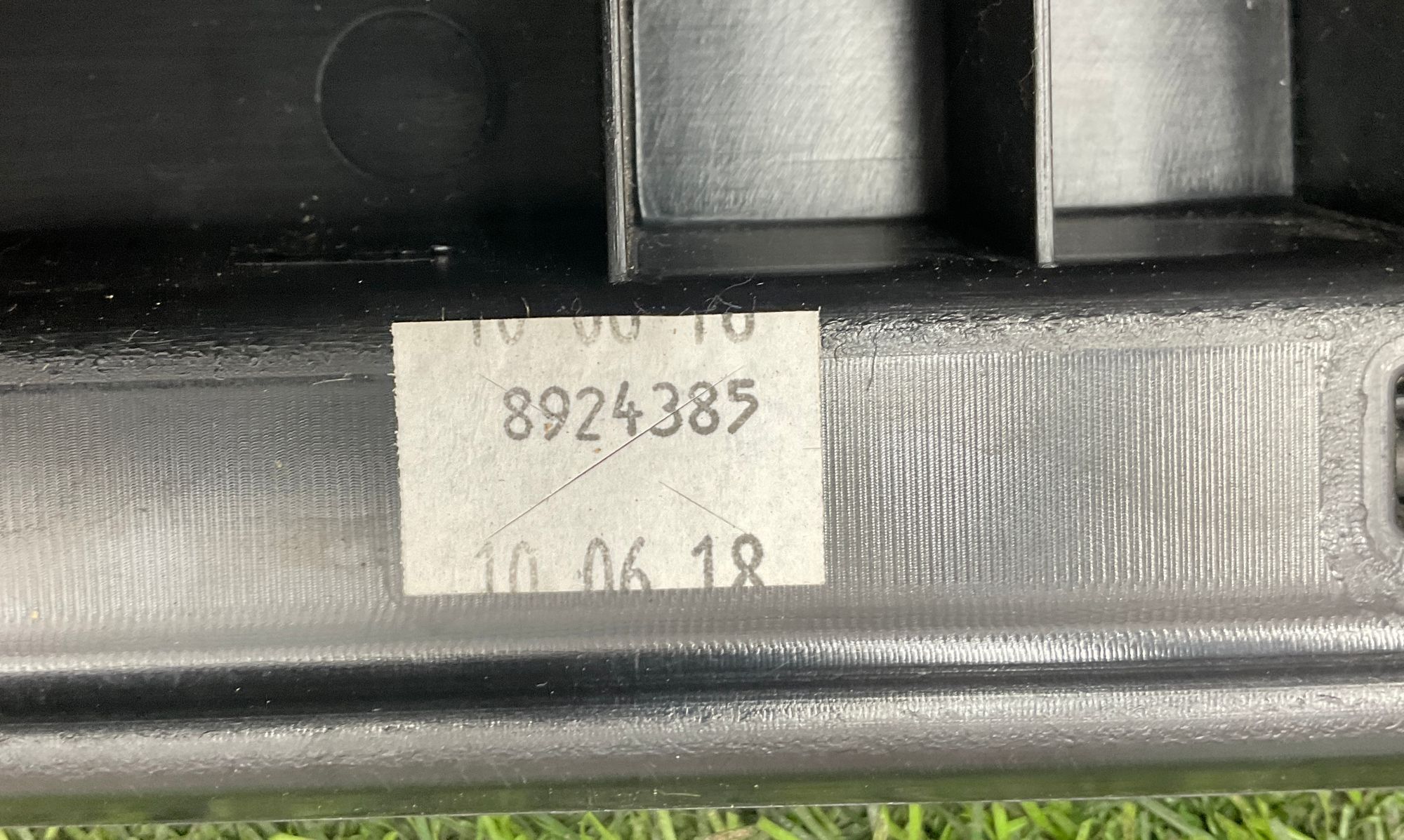 https://ycs.partsauto.market/partsauto-images/thmbs/userImages/h353NjtZg3VDP19b5HMt7LlpbQ93/part/a668560b-3a9d-492b-aaa2-0e704c0b0741_1742222151316.jpg