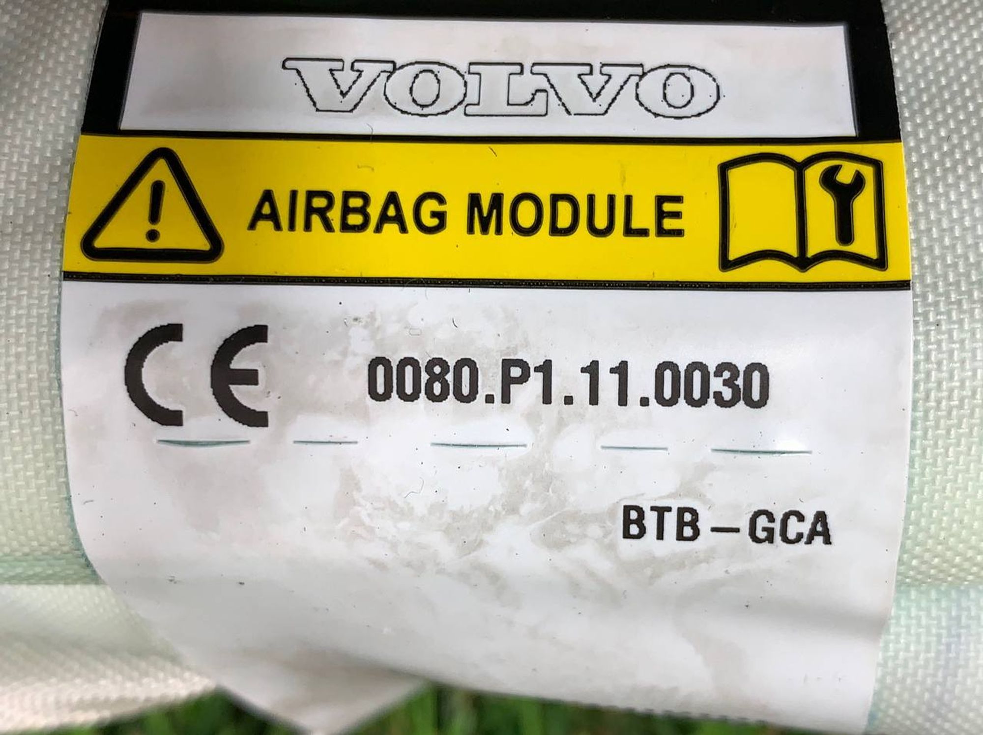 https://ycs.partsauto.market/partsauto-images/thmbs/userImages/h353NjtZg3VDP19b5HMt7LlpbQ93/part/a66c3c96-0351-4ac6-bd47-8f0ceb12628b_1716277930574.jpg