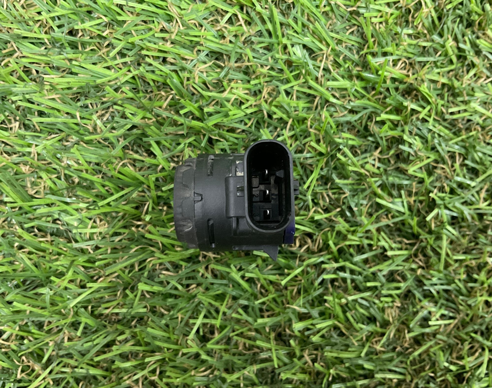 https://ycs.partsauto.market/partsauto-images/thmbs/userImages/h353NjtZg3VDP19b5HMt7LlpbQ93/part/a6b45817-aae4-4674-b317-da4b95c93dda_1749195913742.jpg