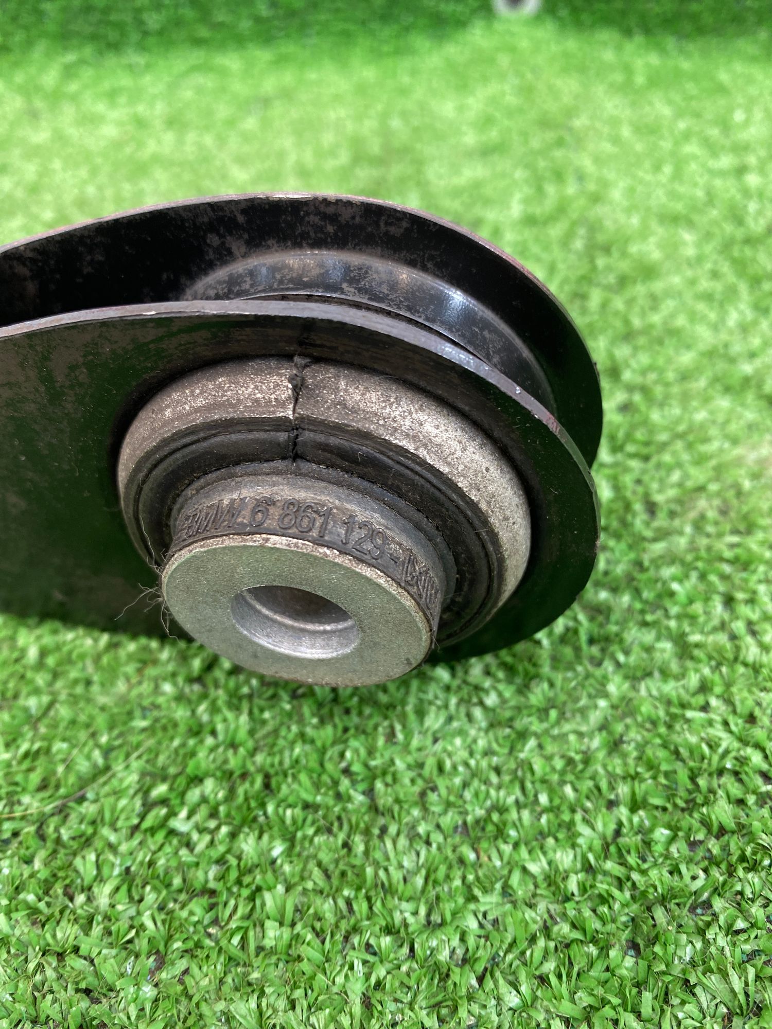 https://ycs.partsauto.market/partsauto-images/thmbs/userImages/h353NjtZg3VDP19b5HMt7LlpbQ93/part/a7080541-9040-42d7-a369-51a932ebd708_1749548600741.jpg