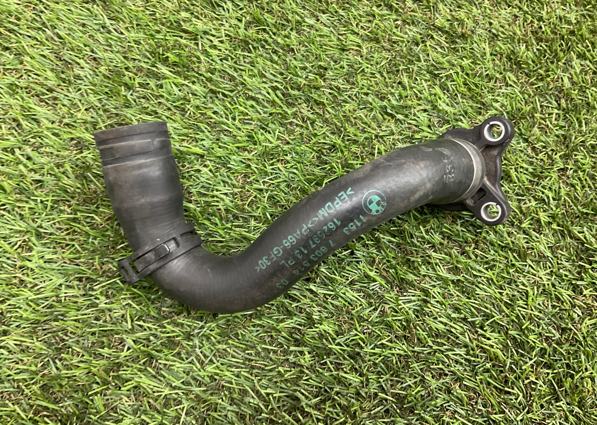 Патрубок системы охлаждения BMW 5 серия, F10/F11/F07 рестайлинг, 1000 рублей, Москва