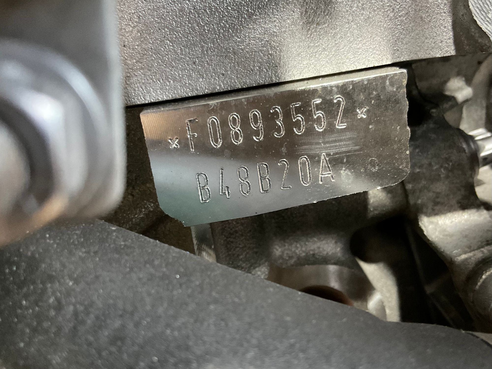 https://ycs.partsauto.market/partsauto-images/thmbs/userImages/h353NjtZg3VDP19b5HMt7LlpbQ93/part/a7dde2f5-dca9-4087-93b6-e6063259200f_1781190696336.jpg