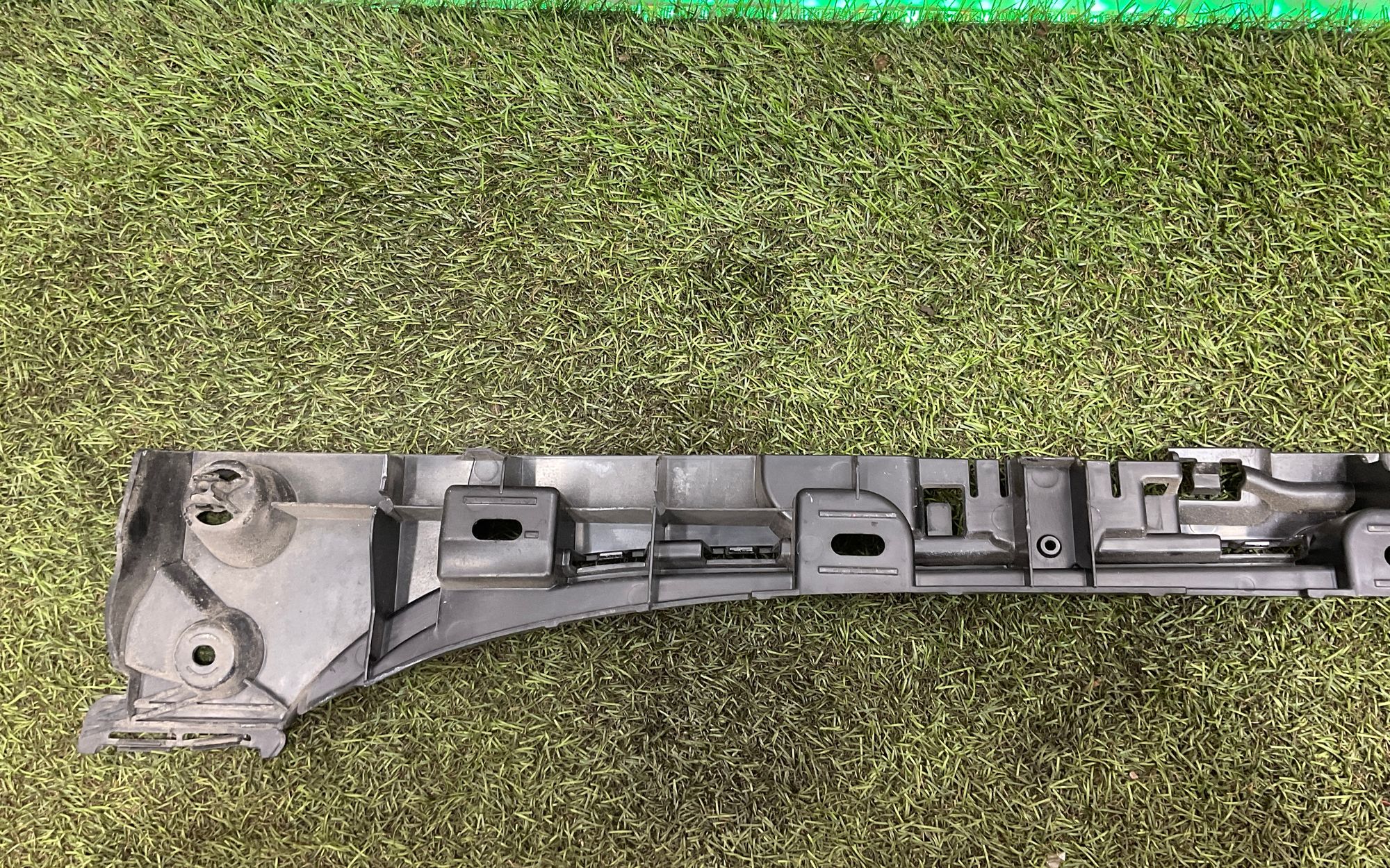 Кронштейн порога задний правый BMW 6 F06, 1000 рублей, Москва