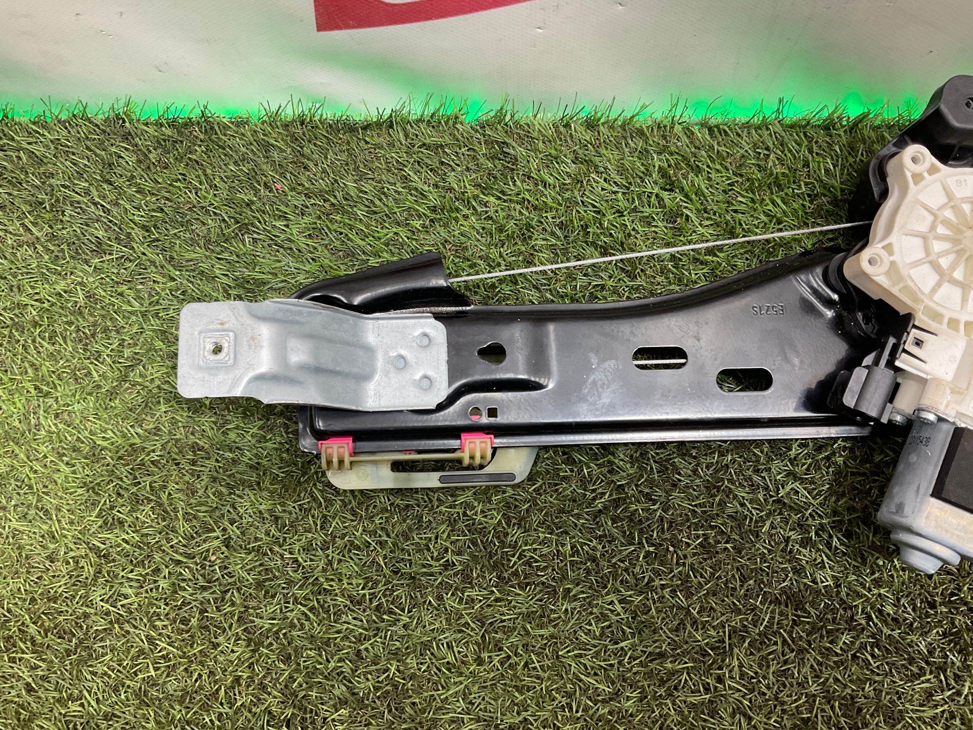 Стеклоподъемник задней левой двери Land Rover Defender II 2022, 11000 рублей, Москва